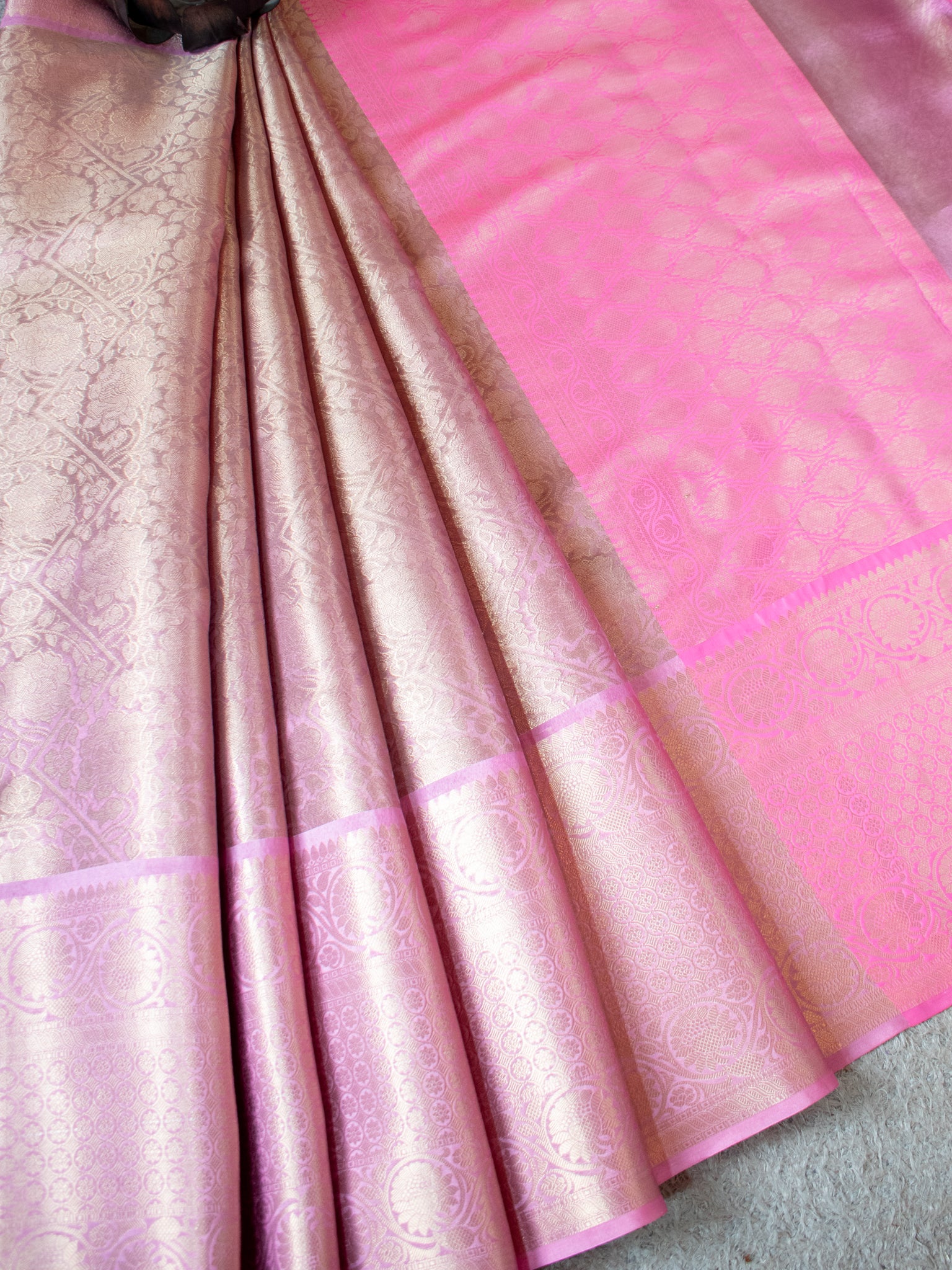 Banarasi Kora Muslin Saree With Zari Weaving & Border- Baby Pink