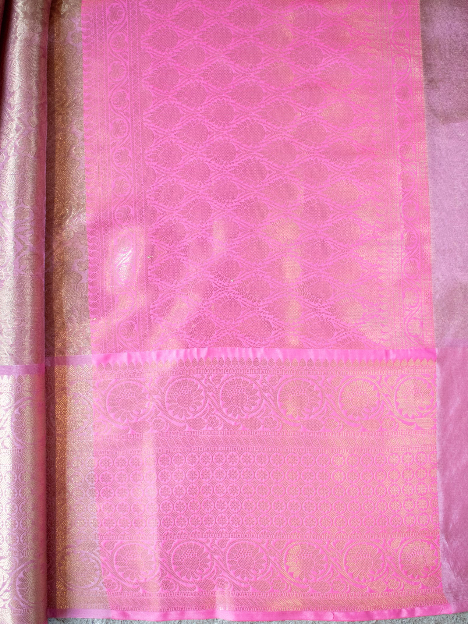 Banarasi Kora Muslin Saree With Zari Weaving & Border- Baby Pink