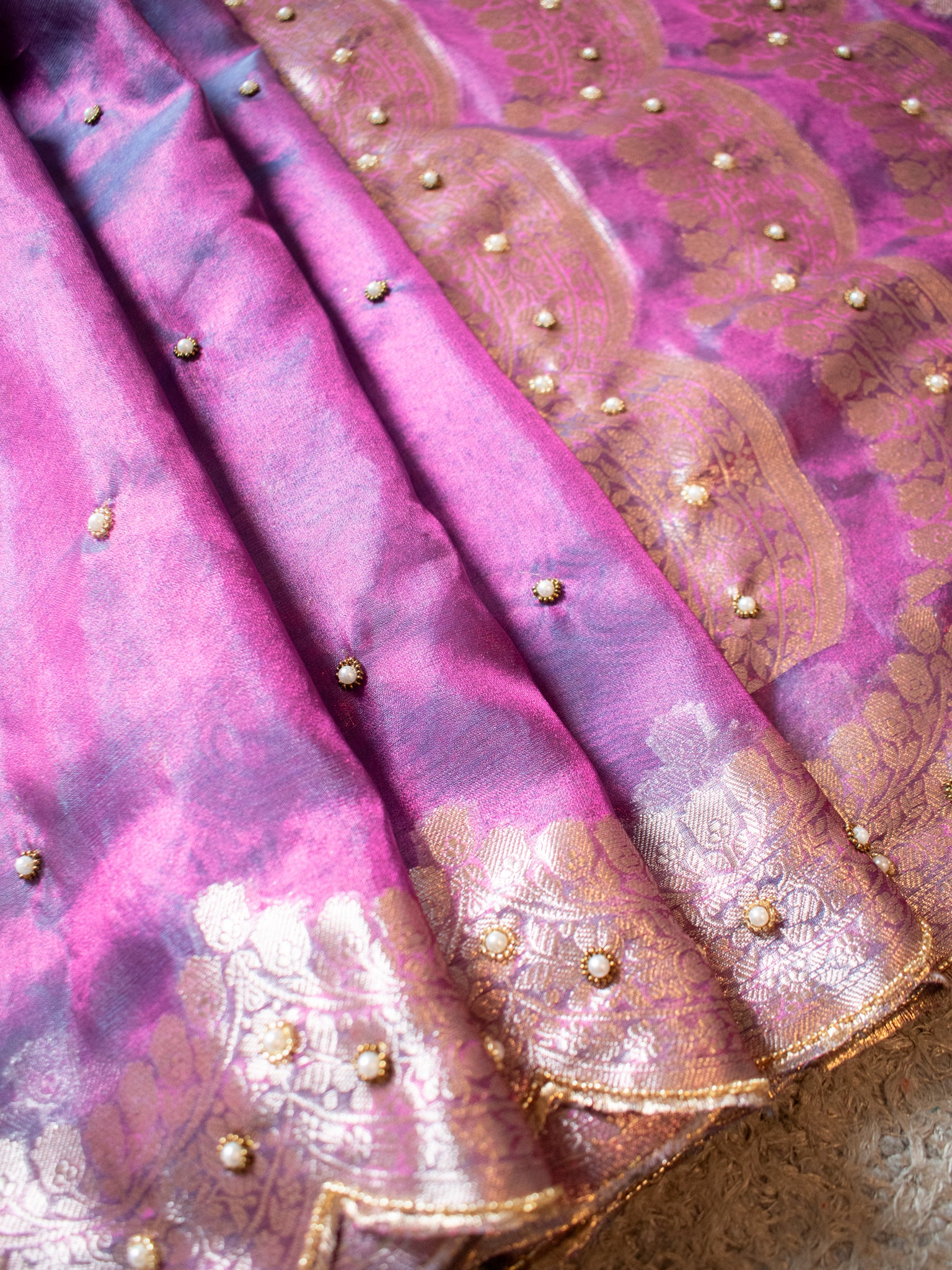 Banarasi Tissue Saree With Zari Weaving & Scallop Border - Purple