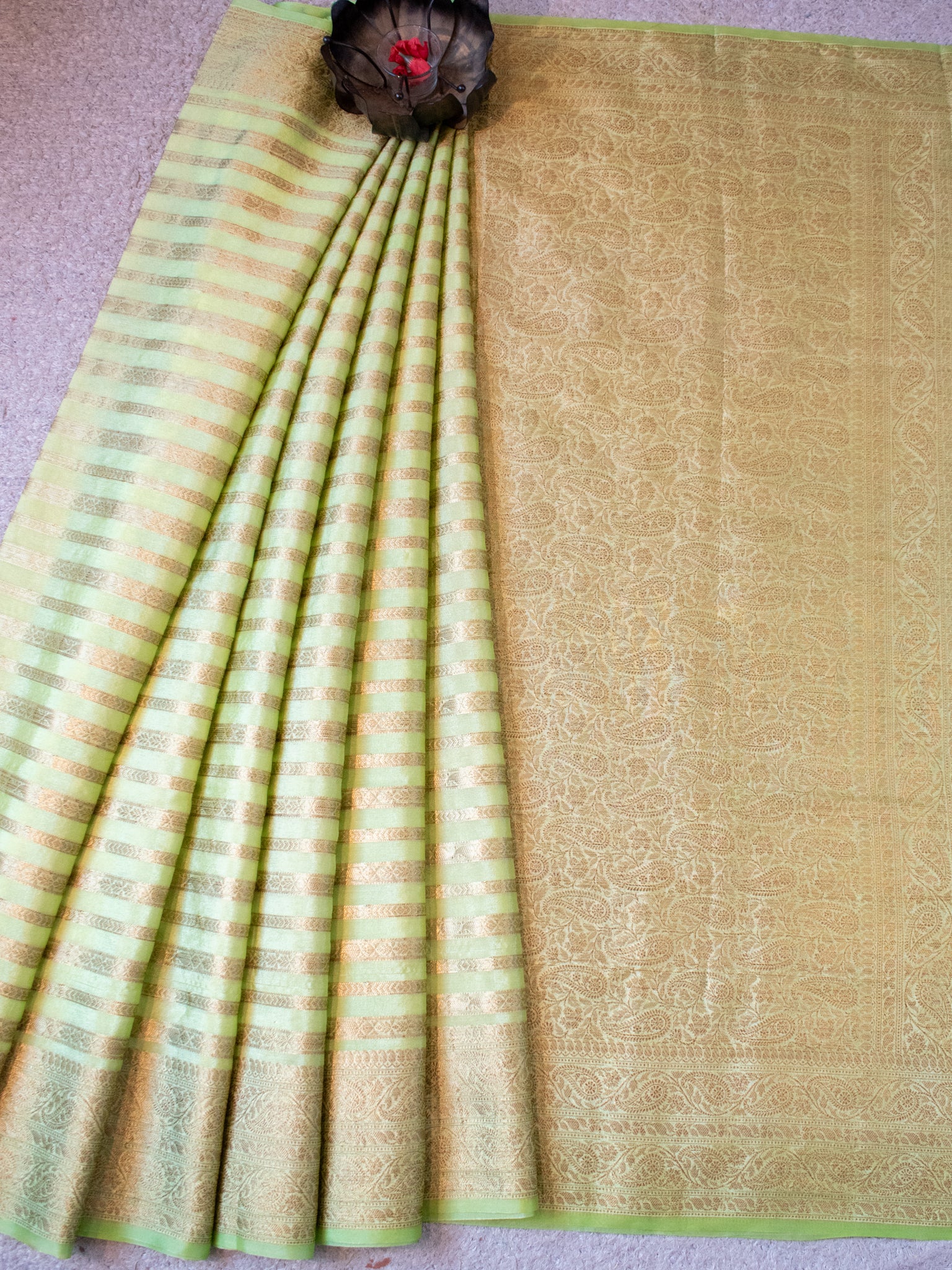 Banarasi Semi Cotton Saree Antique Weaving &  Border- Green