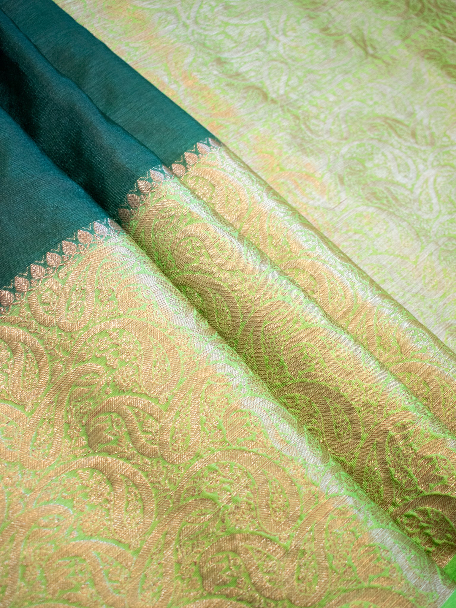 Banarasi Cotton Silk Saree With Plain Skirt Border- Green