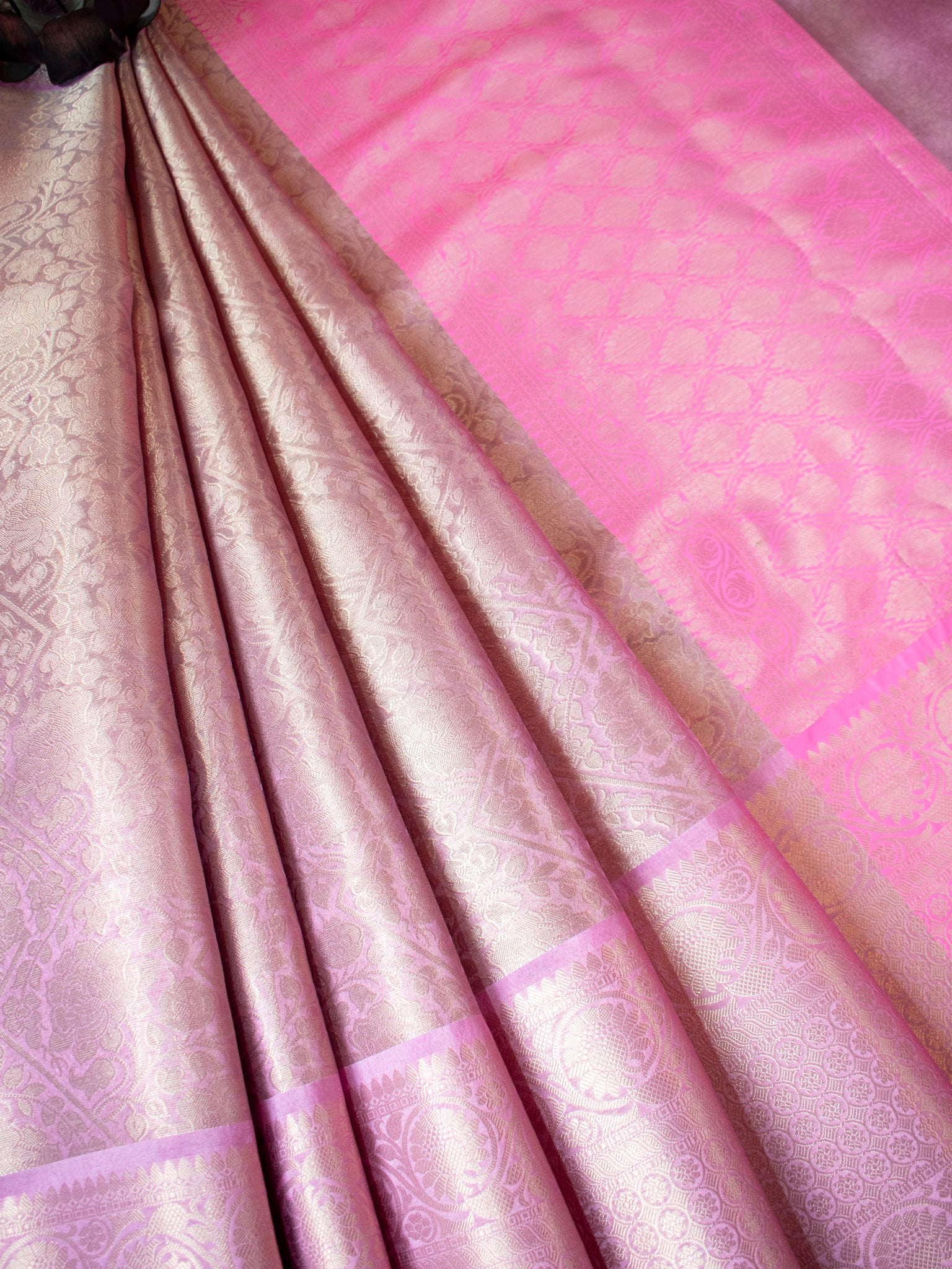 Banarasi Kora Muslin Saree With Zari Weaving & Border- Baby Pink