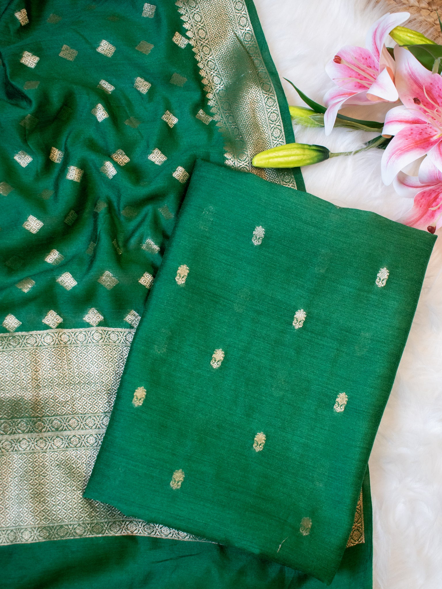 Banarasi Pure Muga Silk Salwar Kameez- Green