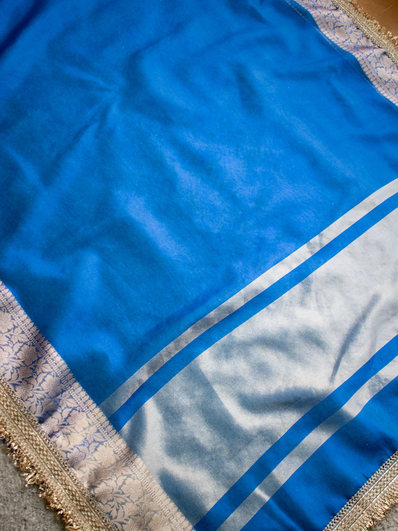 Banarasi Tissue Saree With Zari Weaving & Lace Border - Blue