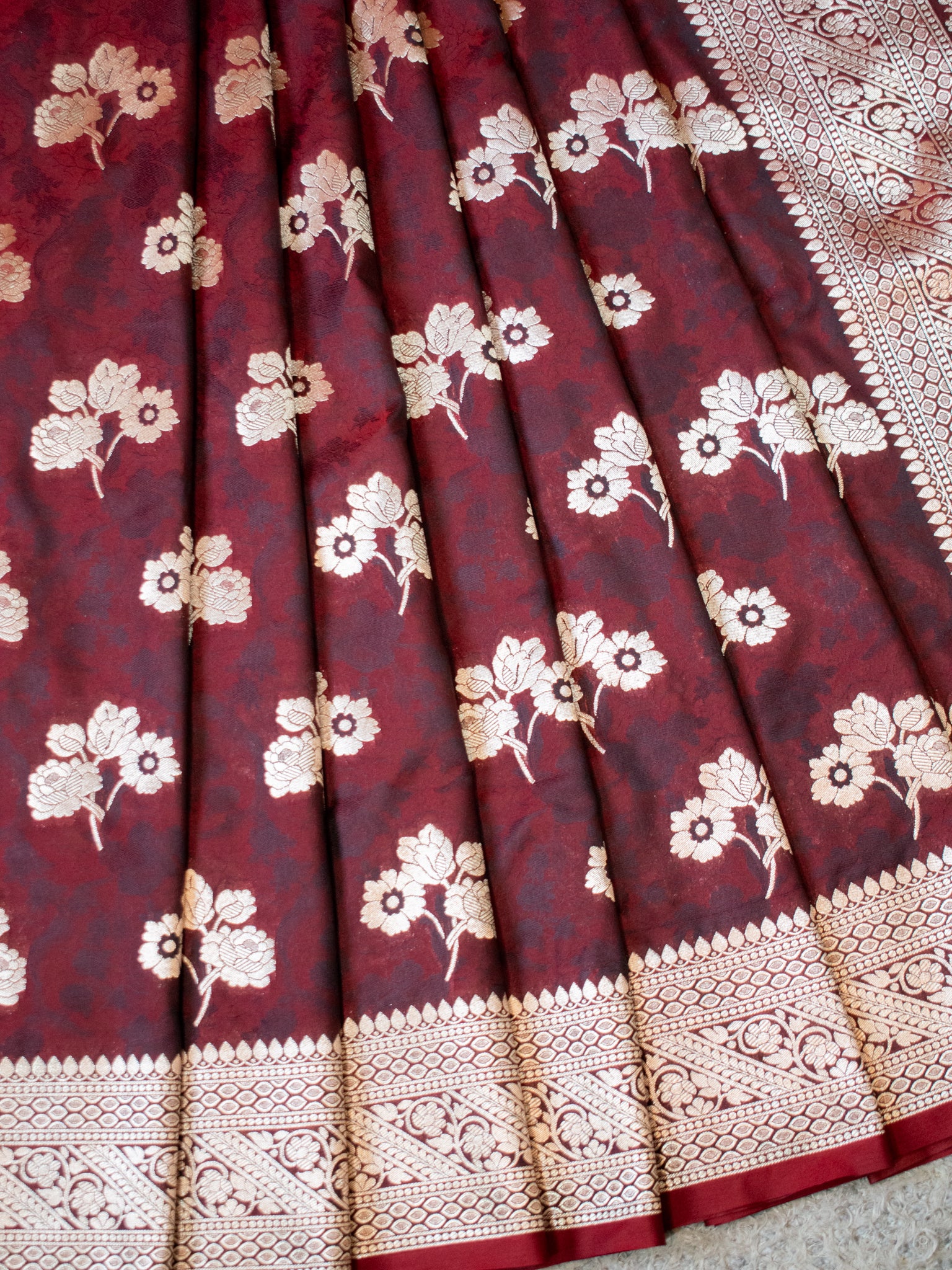 Banarasi Art Katan Silk Saree With Zari Buta Weaving & Tanchoi Weaving-  Maroon