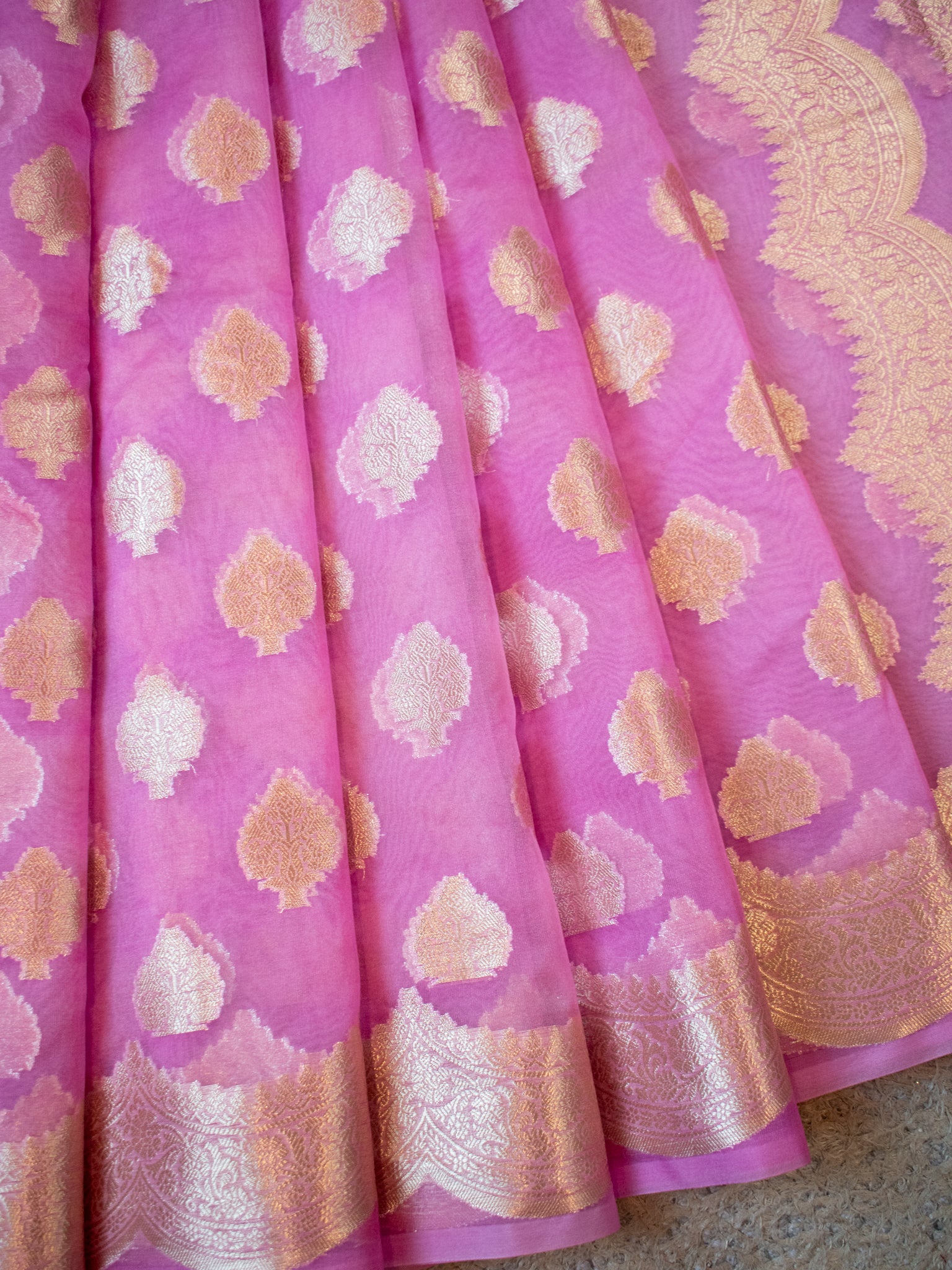 Banarasi Organza Saree With Zari Buta & Border- Pink