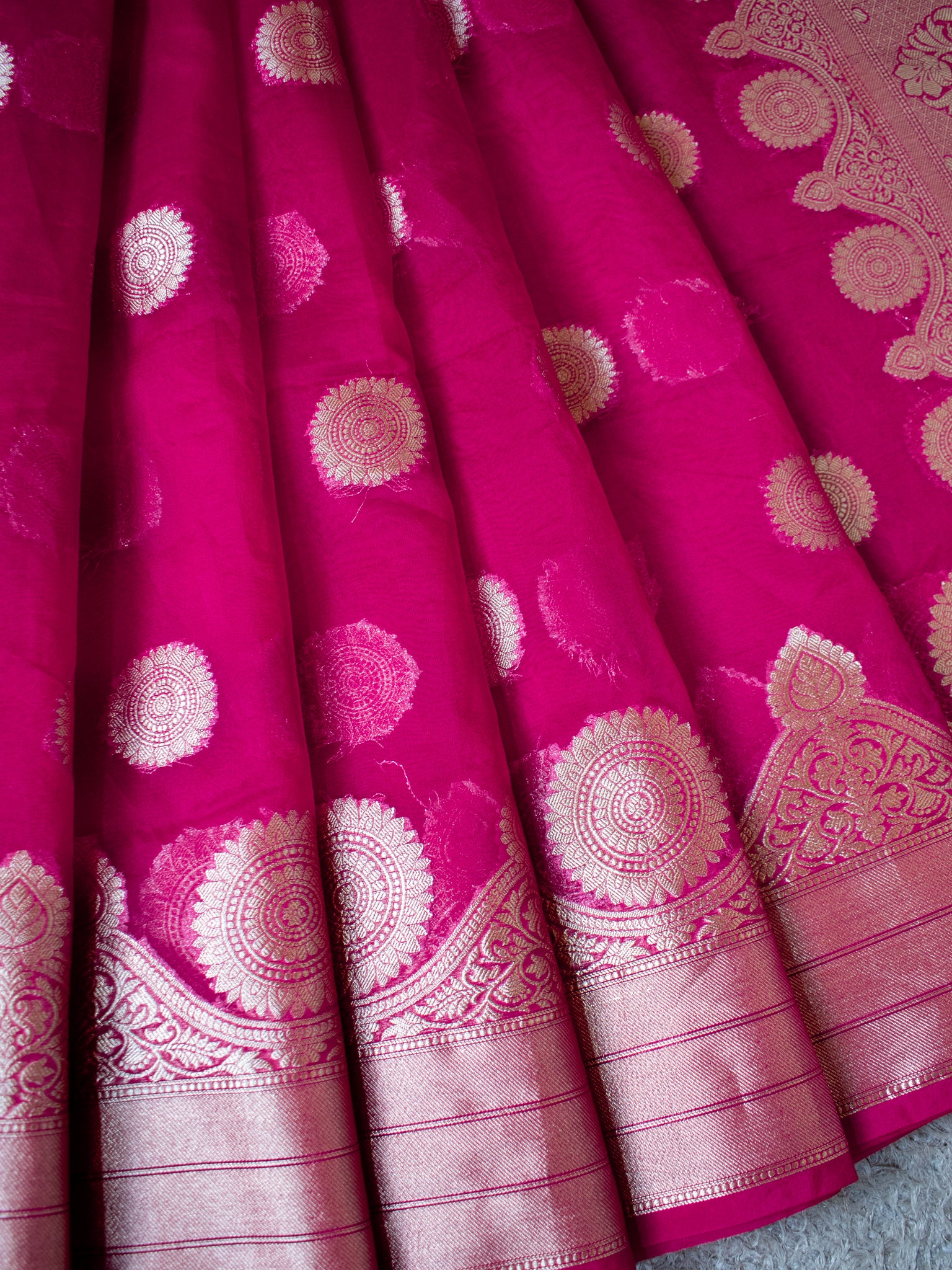 Banarasi Organza Mix Saree With Zari Border - Pink