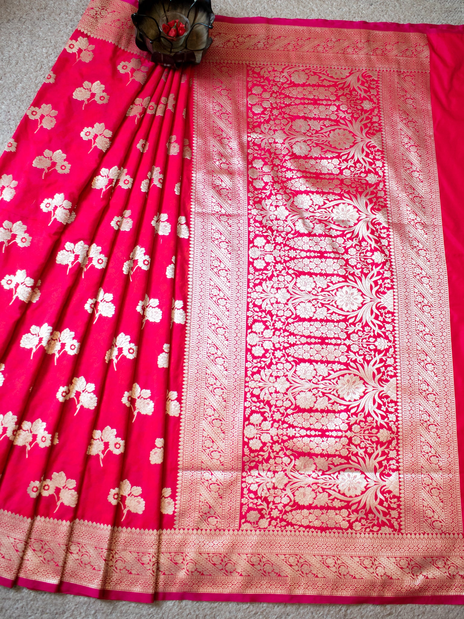 Banarasi Art Katan Silk Saree With Zari Buta Weaving & Tanchoi Weaving-  Magenta