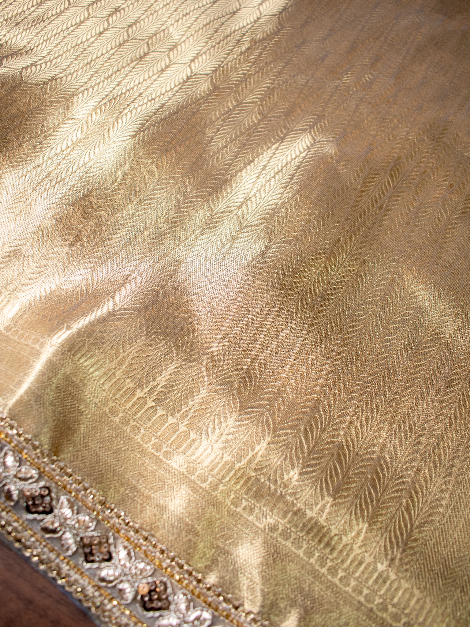 Gold Zari Tanchoi Banarasi Semi Silk Saree with Lace Border