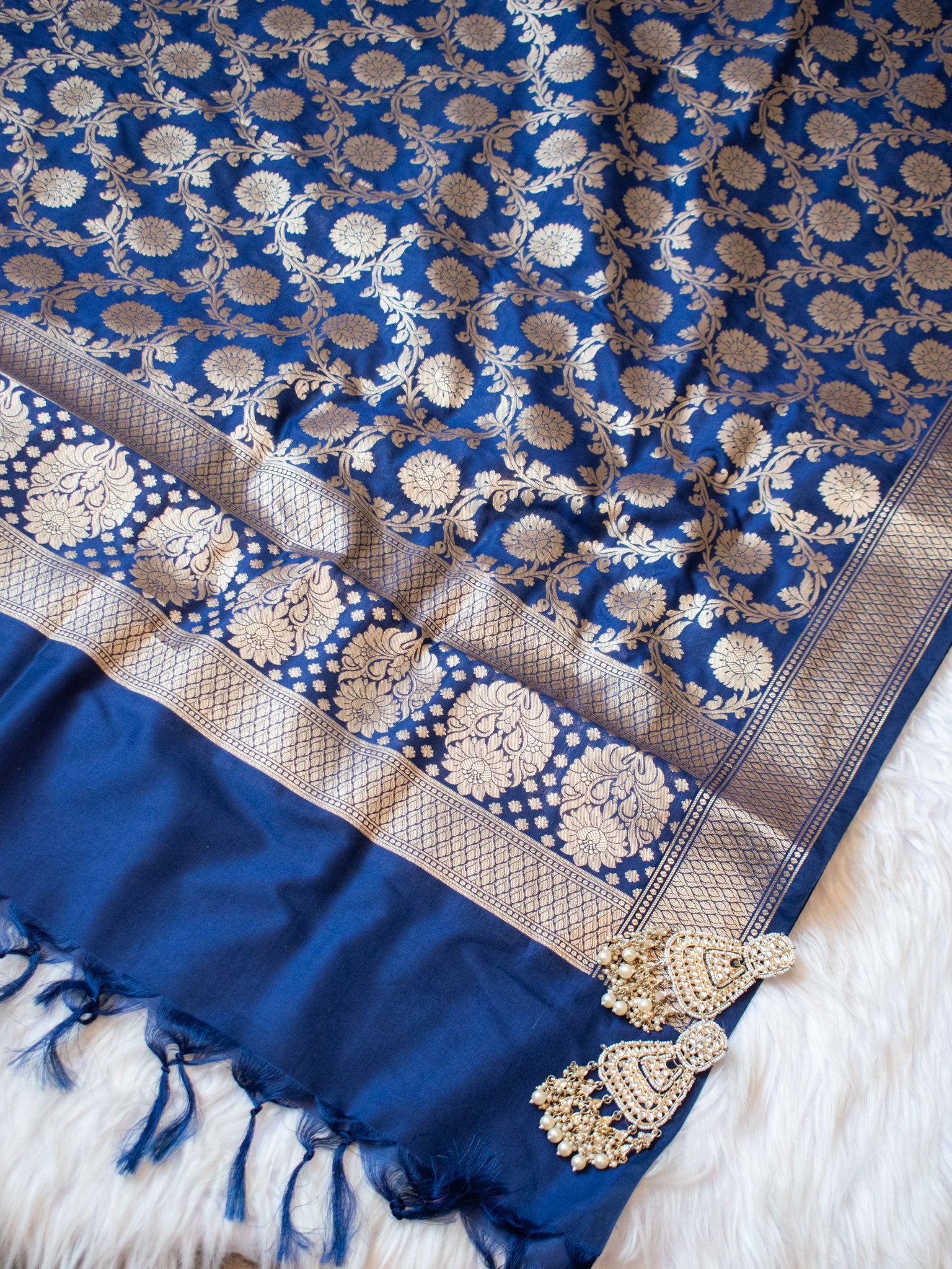 Banarasi Art Silk Floral Jaal Dupatta-Deep Blue