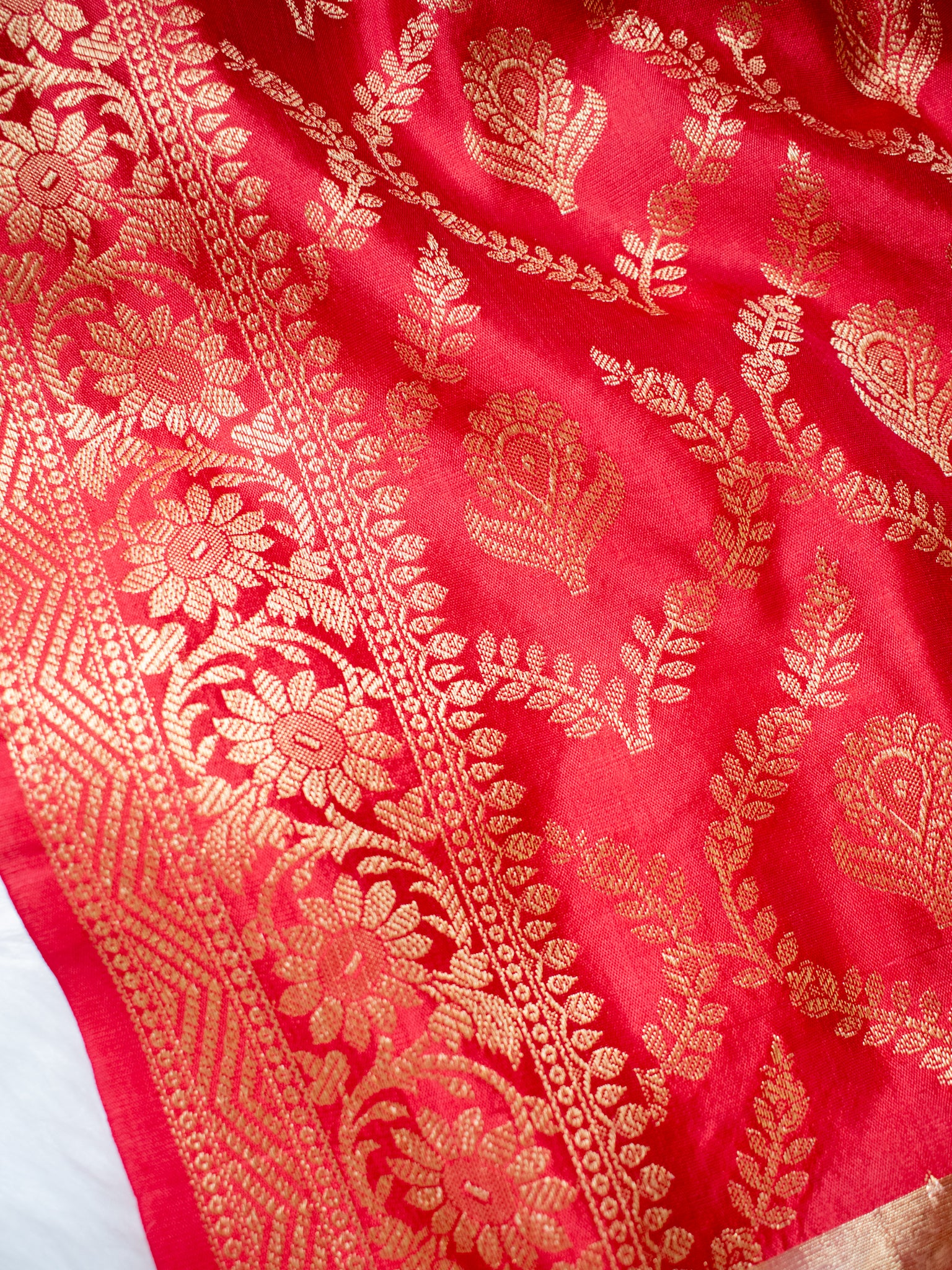 Banarasi Cotton Silk Dupatta With Zari Weaving- Red