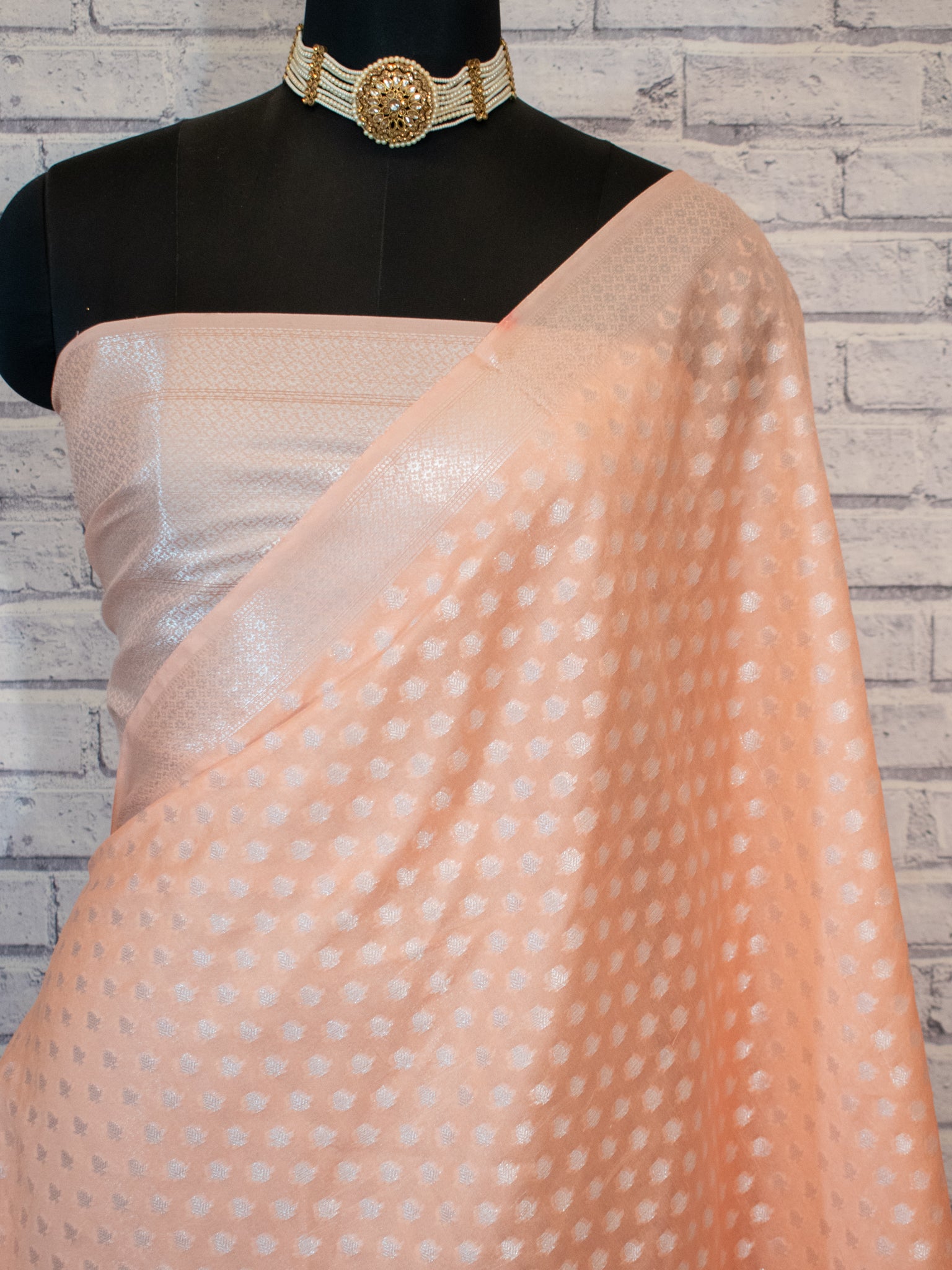 Banarasi Cotton Silk Saree With Silver Zari Buti Weaving & Border - Peach