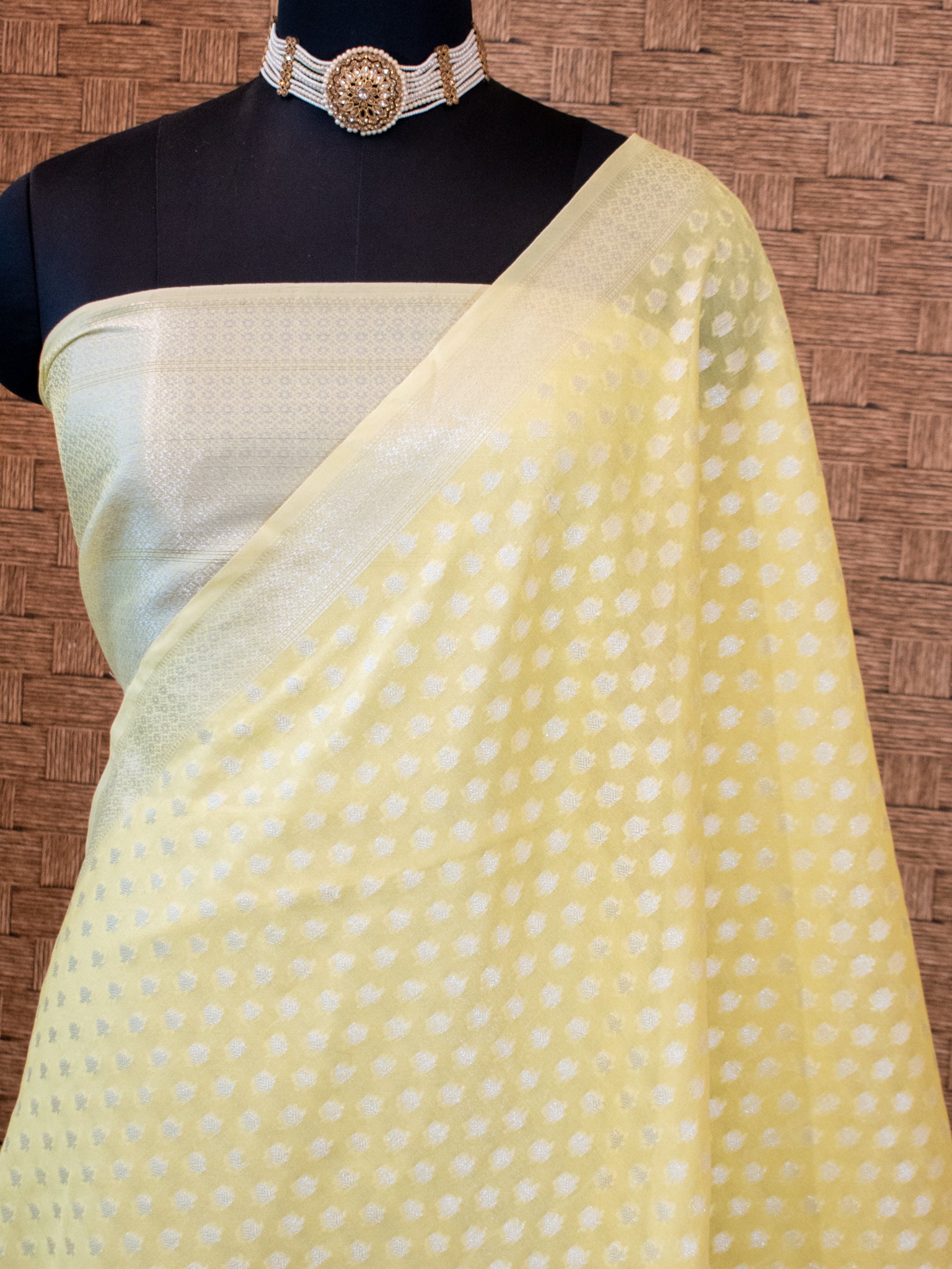 Banarasi Cotton Silk Saree With Silver Zari Buti Weaving & Border -Yellow