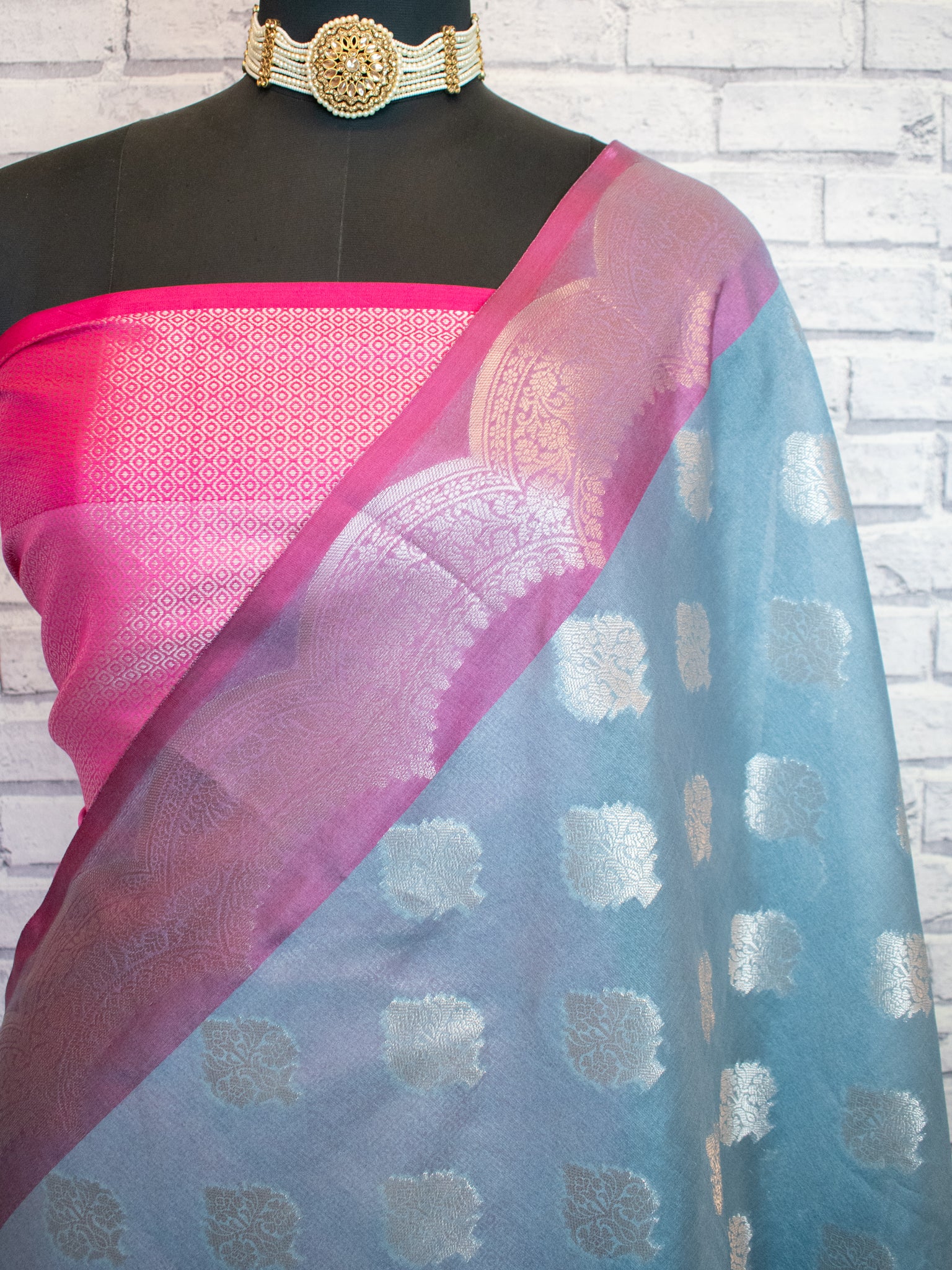 Banarasi Cotton Silk Saree With Buta & Contrast Border- Grey