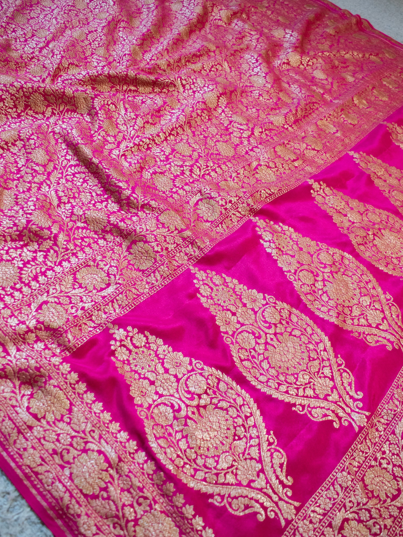 Banarasi Pure Khaddi Georgette Saree With Antique Zari Weaving- Pink