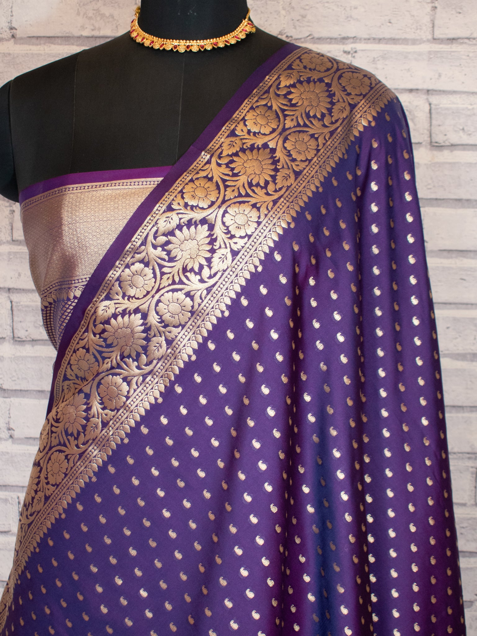 Banarasi Silk Saree With Zari Buti Weaving & Border - Purple