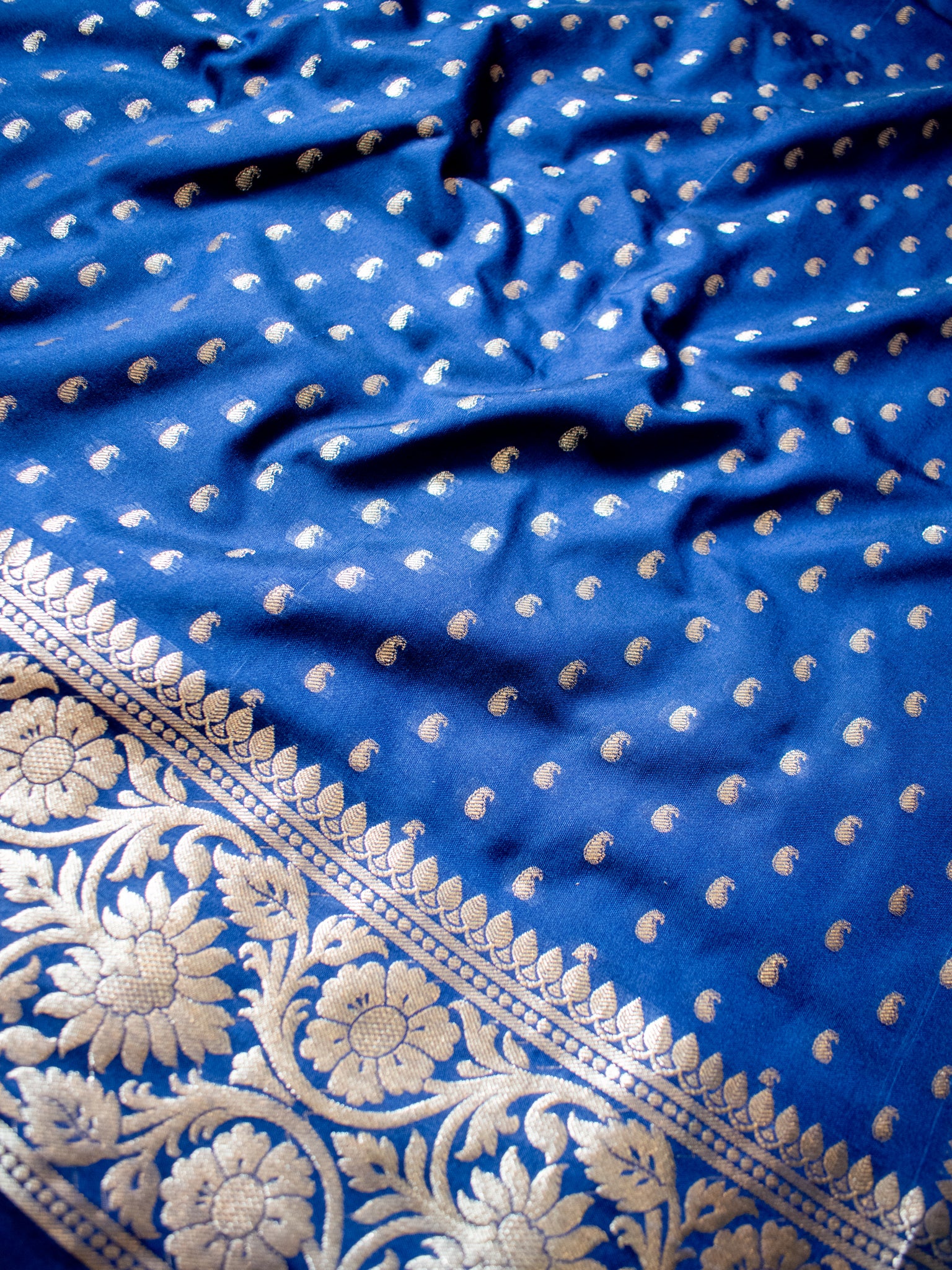 Banarasi Silk Saree With Zari Buti Weaving & Border - Navy Blue