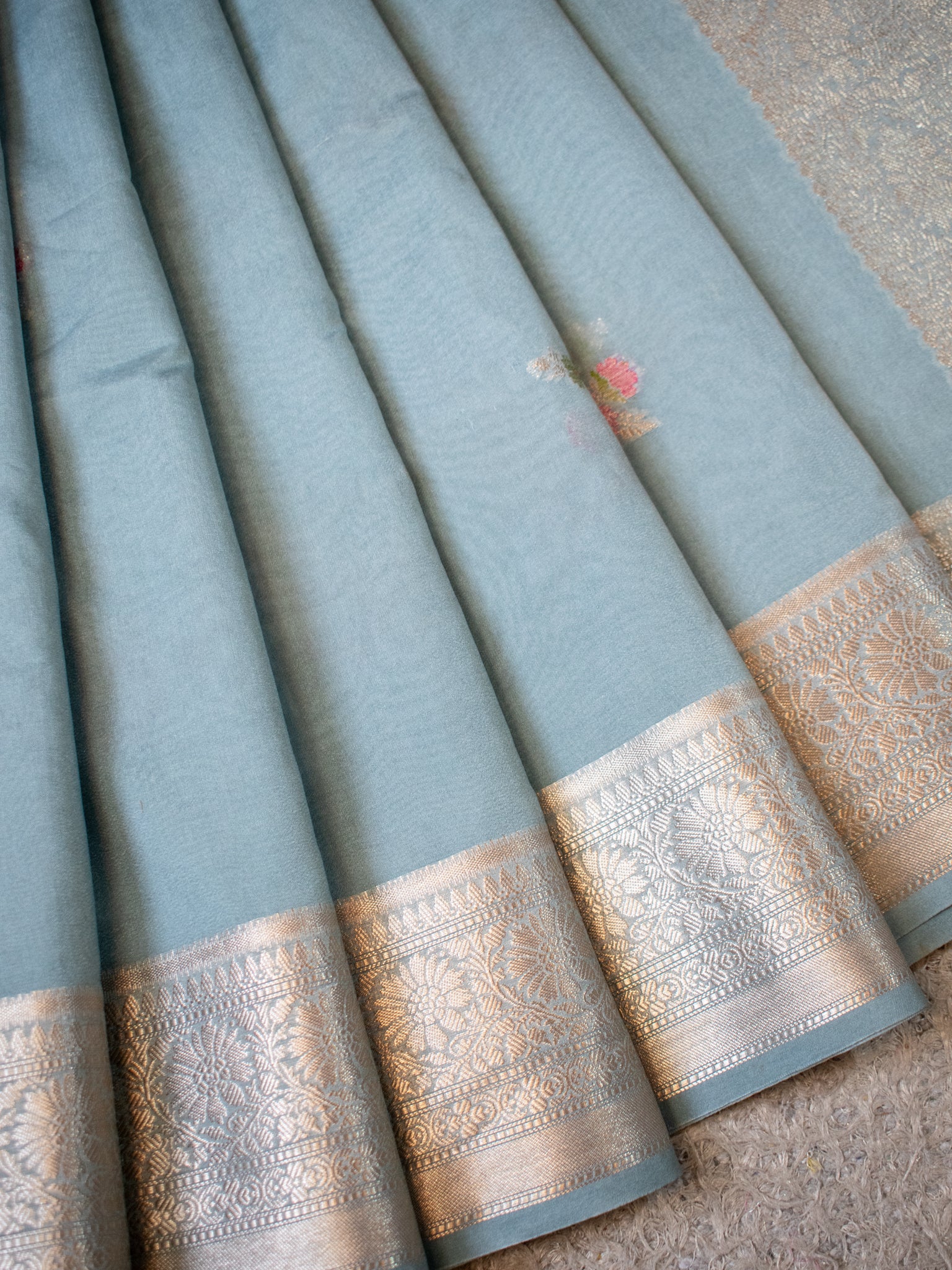 Banarasi Cotton Silk Saree with Floral Weaving & Border- Grey