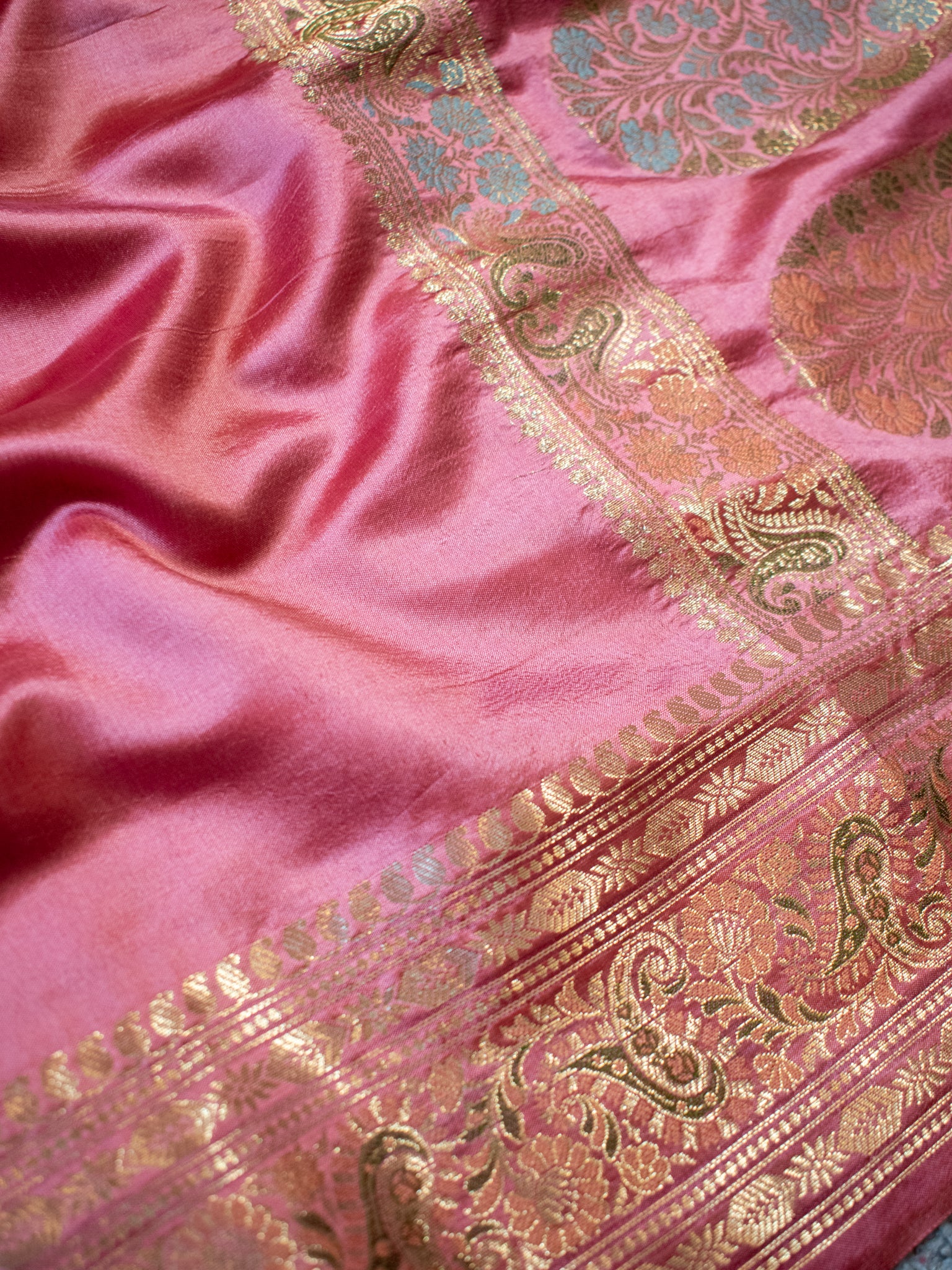Banarasi Plain Silk Saree With Weaving- Peach