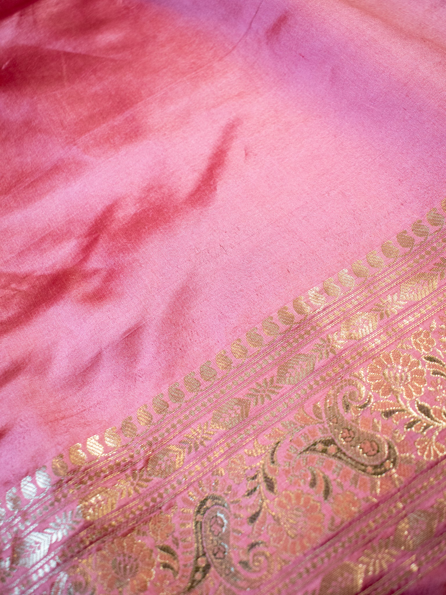Banarasi Plain Silk Saree With Weaving- Peach