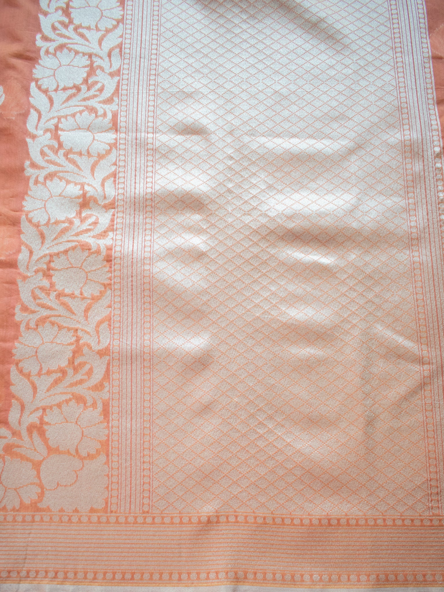Banarasi Dupion Linen Saree With Silver Buti Weaving-Peach