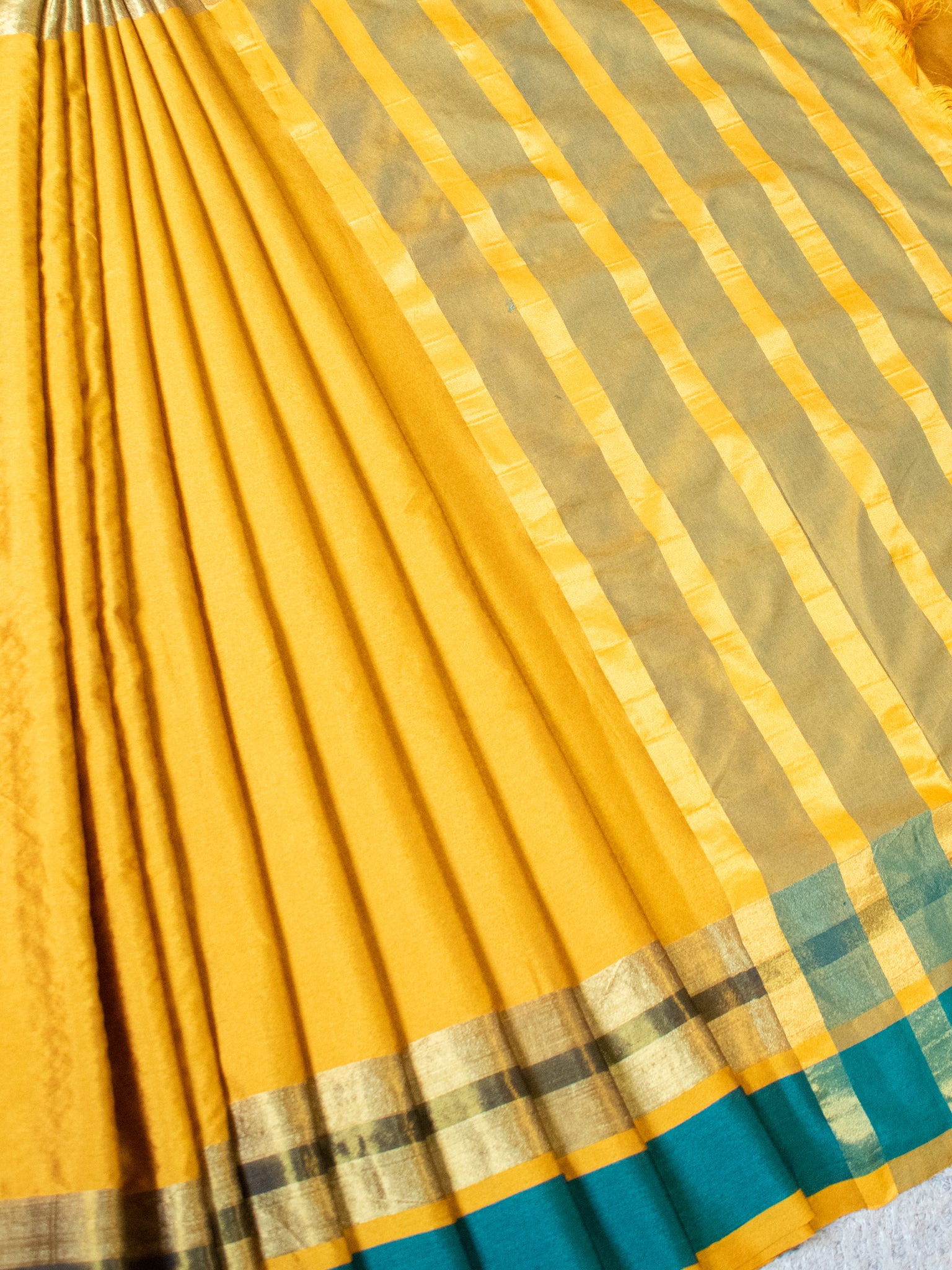 Banarasi Plain Silk Saree With Contrast Border - Yellow