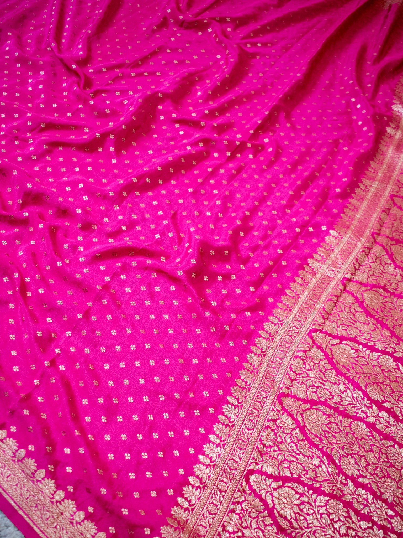 Banarasi Pure Khaddi Georgette Saree With Antique Zari Buti  Weaving- Pink