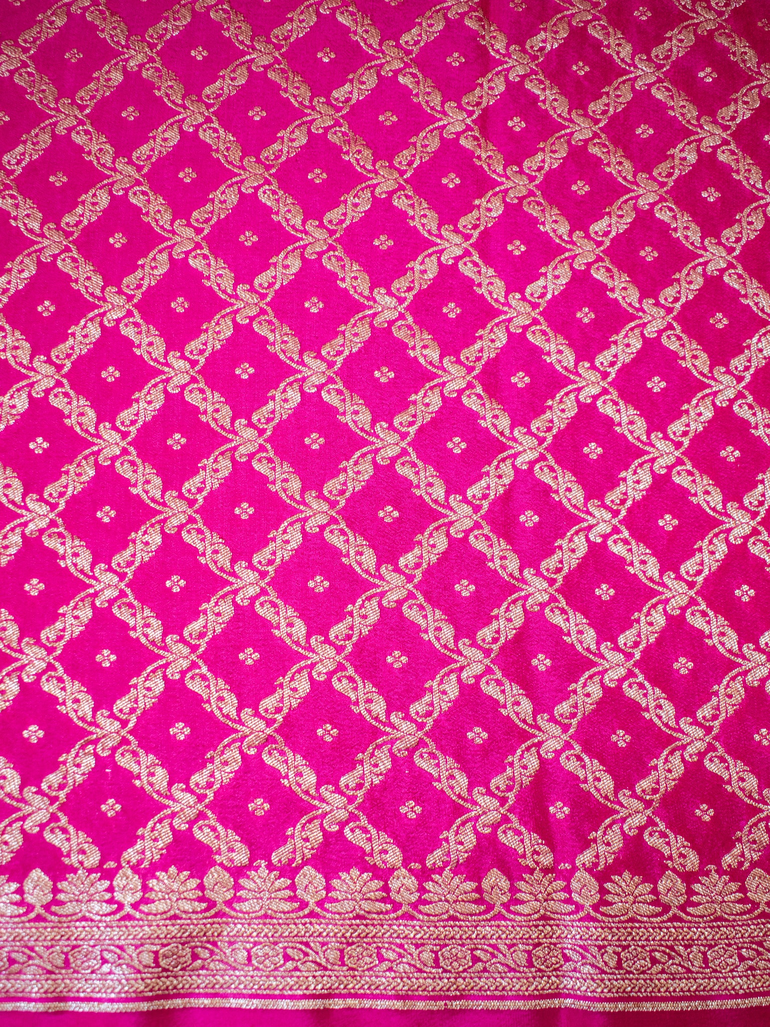 Banarasi Pure Khaddi Georgette Saree With Antique Zari Buti  Weaving- Pink