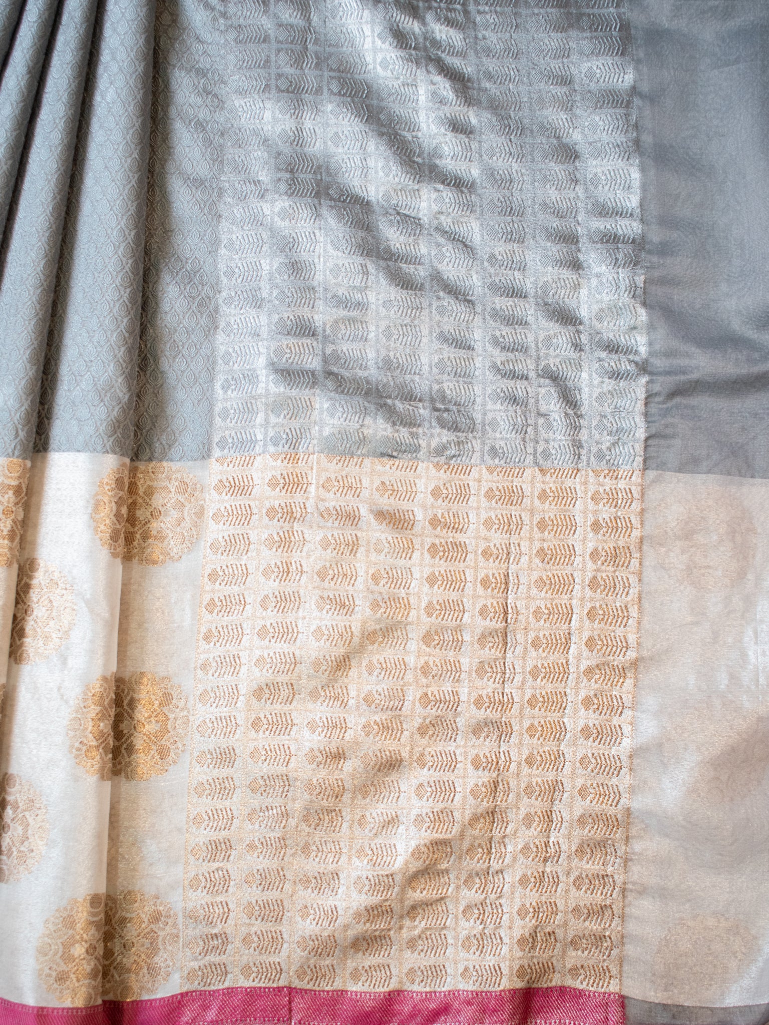 Banarasi Cotton Silk Saree With Skirt Border -Grey