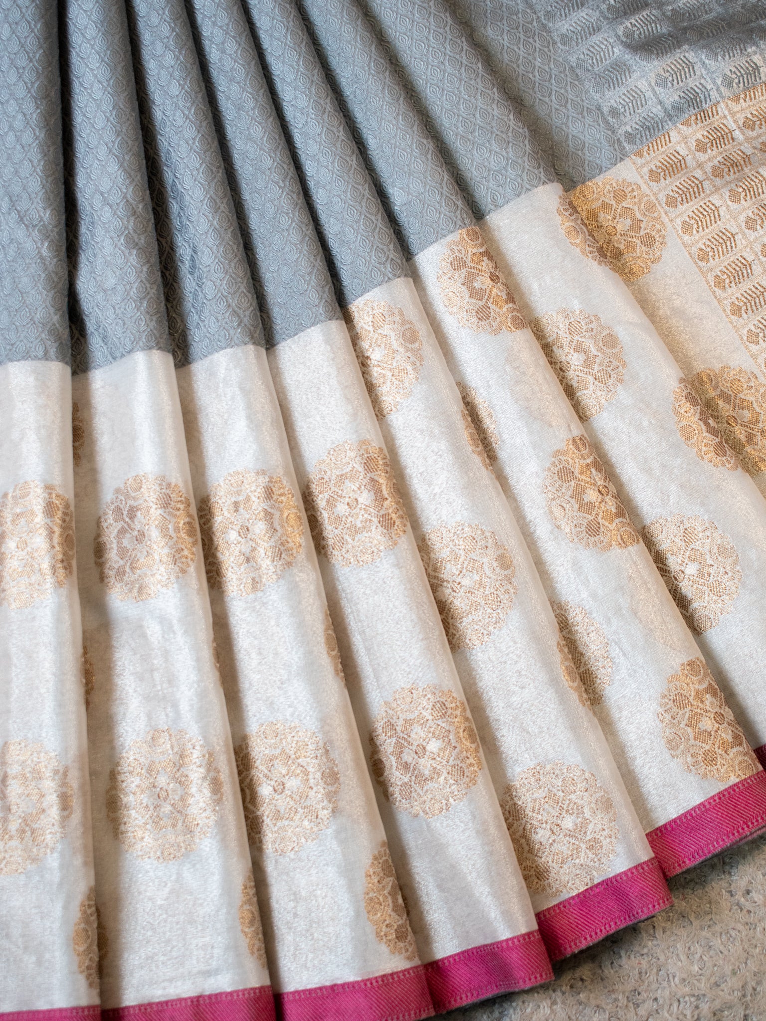 Banarasi Cotton Silk Saree With Skirt Border -Grey