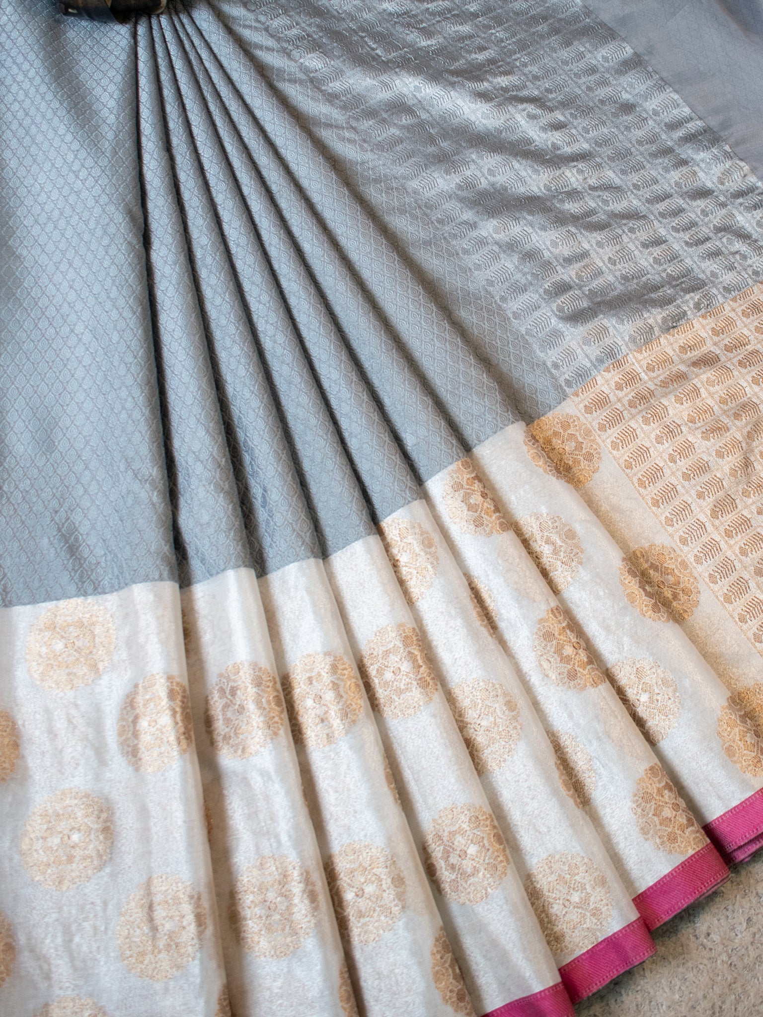 Banarasi Cotton Silk Saree With Skirt Border -Grey