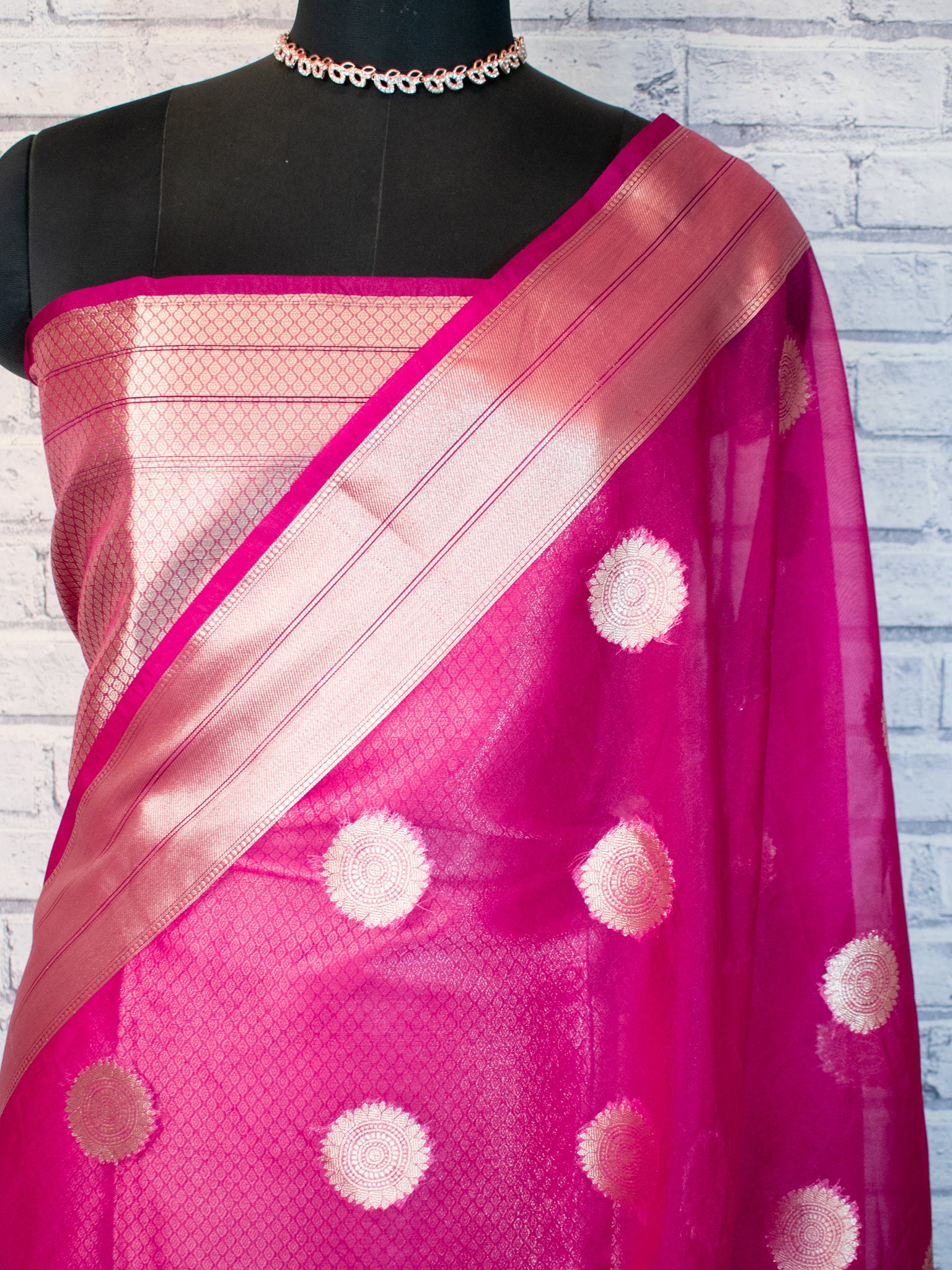 Banarasi Organza Mix Saree With Zari Border - Pink