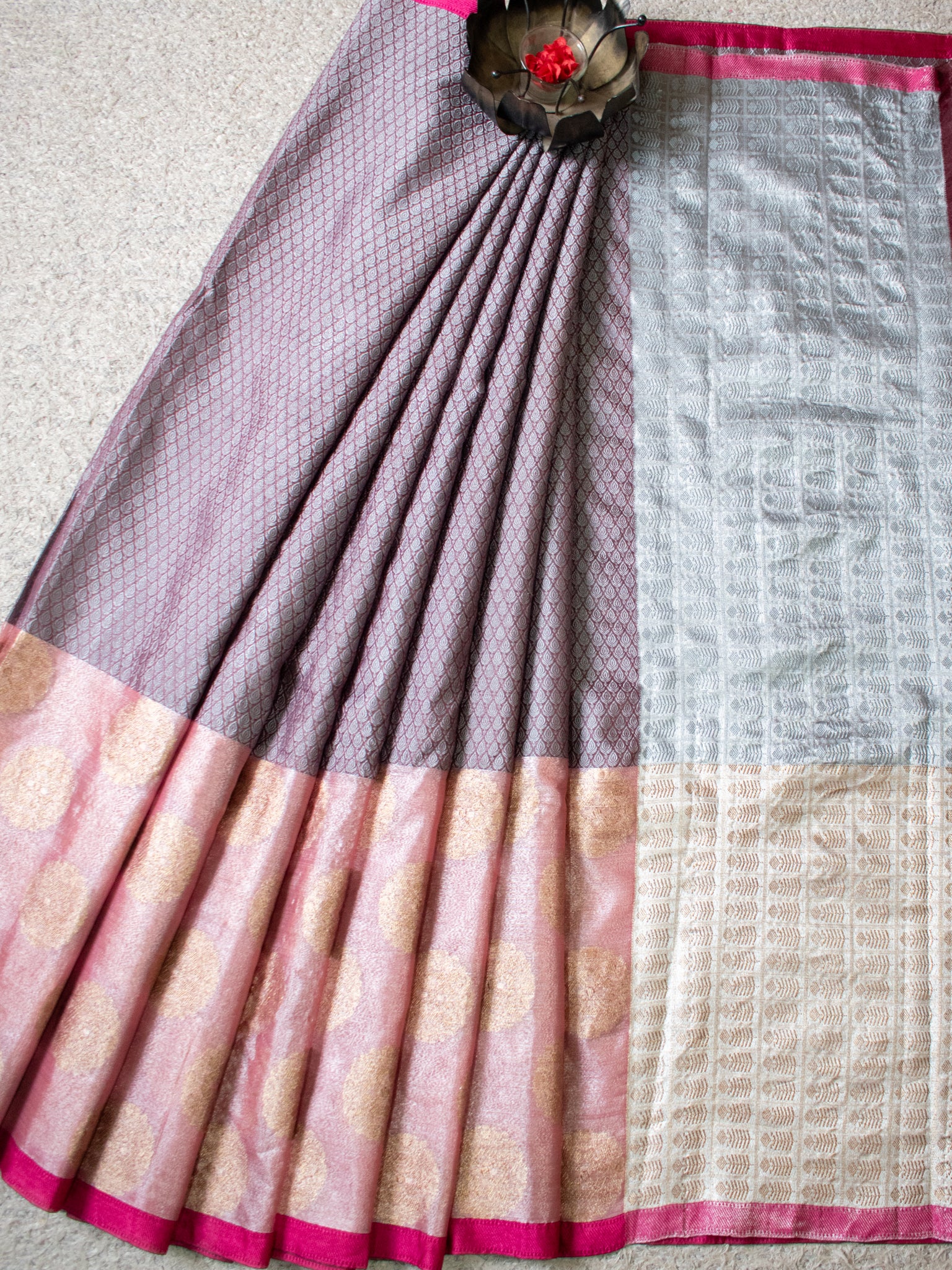 Banarasi Cotton Silk Saree With Skirt Border -Grey