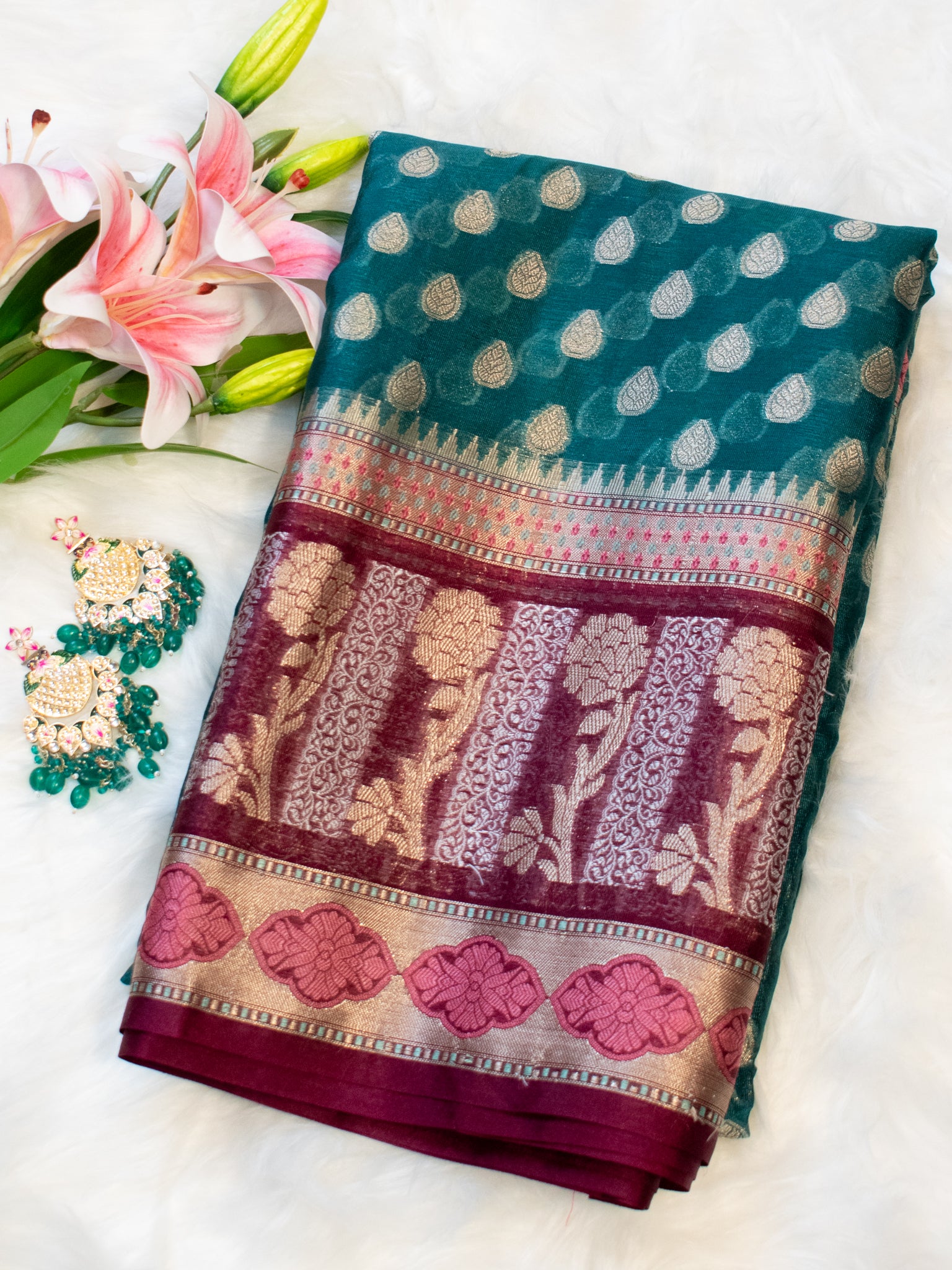 Banarasi Cotton Silk Saree With Buti & Border- Green
