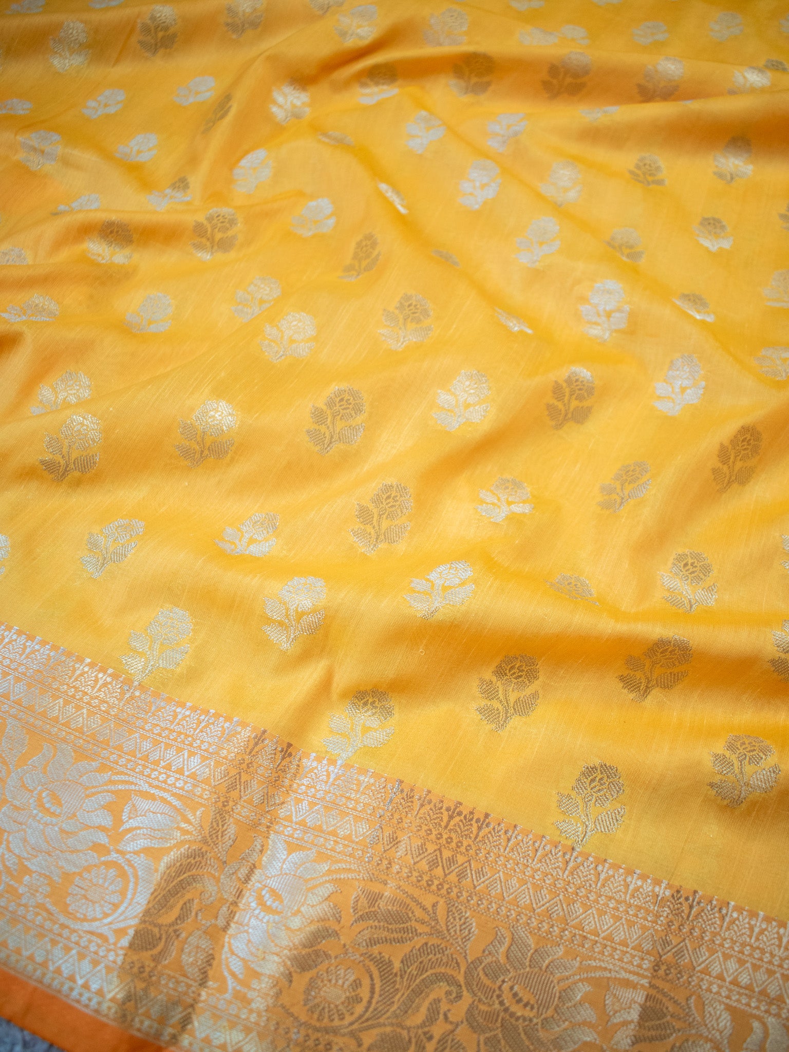 Banarasi  Cotton Silk Saree Silver Zari Weaving With Contrast Border- Yellow