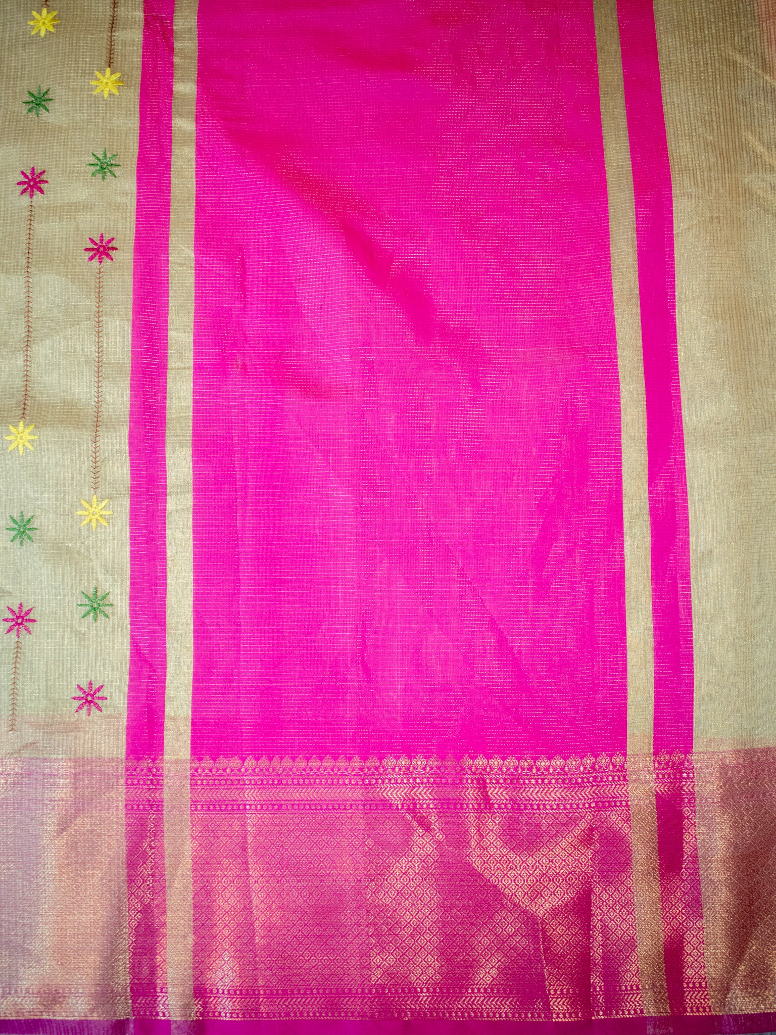 Banarasi Kota Check Saree With Embroidery & Border - Gold