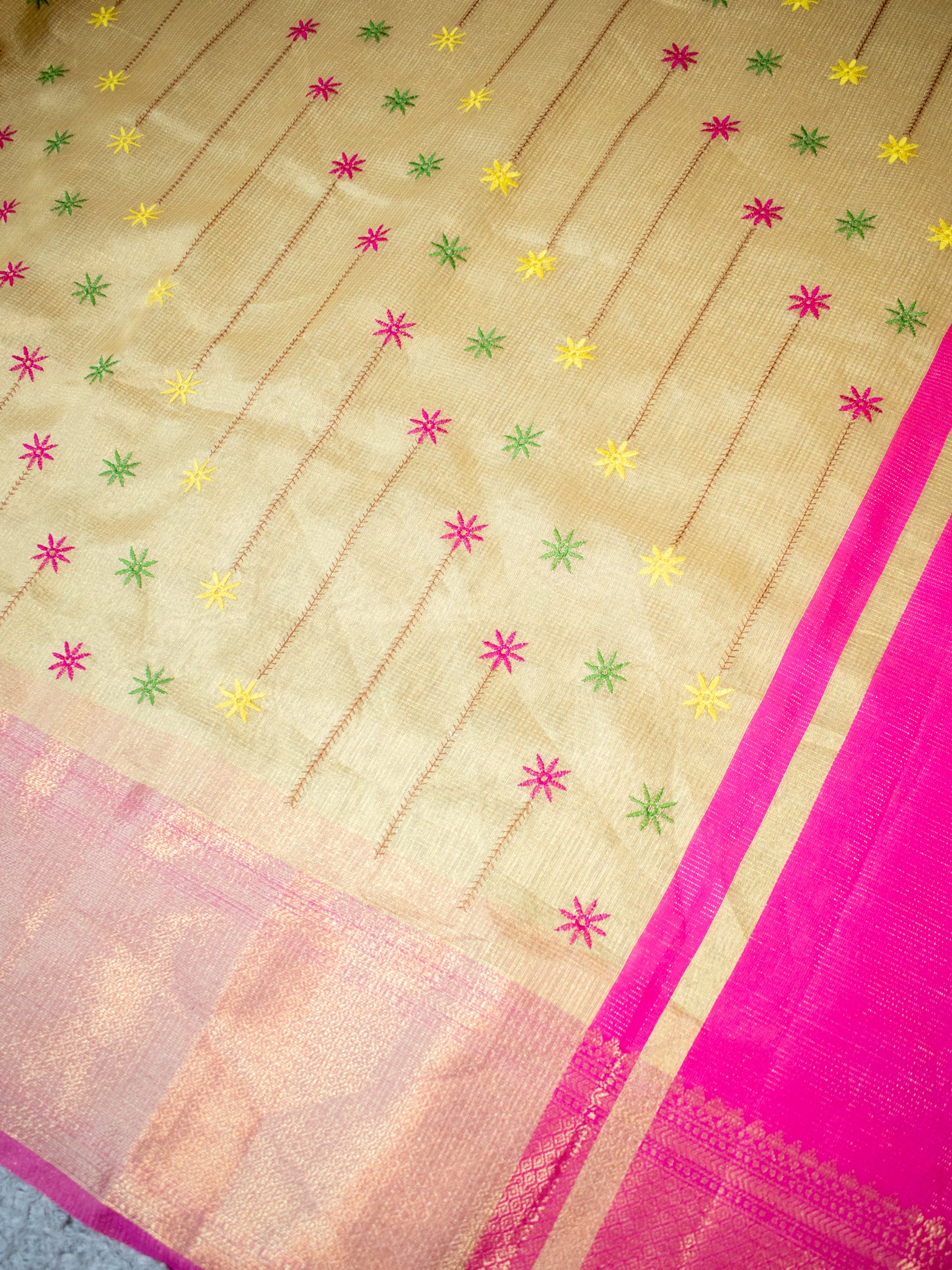 Banarasi Kota Check Saree With Embroidery & Border - Gold