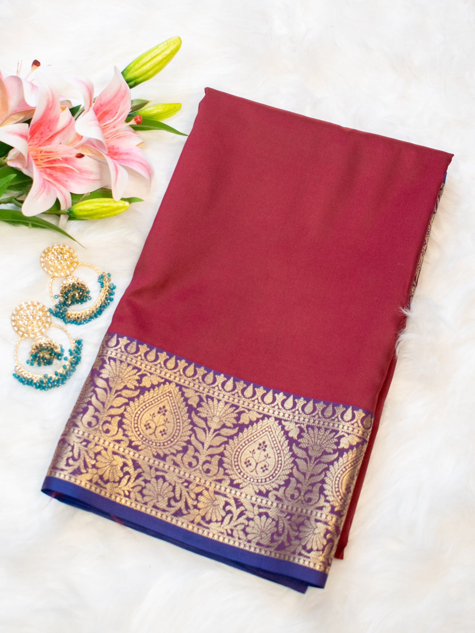 Banarasi Plain Semi Silk Saree With Contrast Pallu-Red
