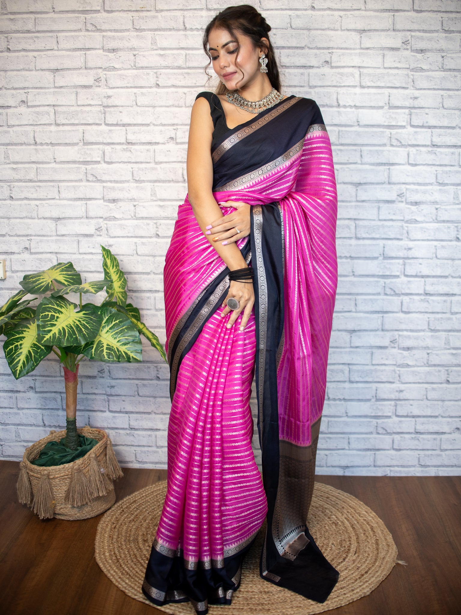 Banarasi Cotton Silk Saree with Satin Contrast Border-Pink