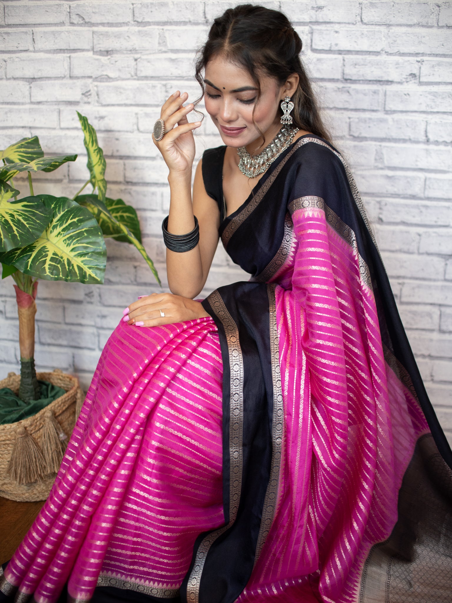 Banarasi Cotton Silk Saree with Satin Contrast Border-Pink