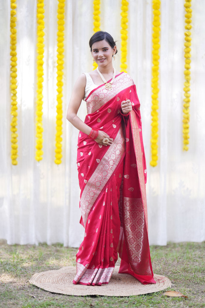 Banarasi Art Katan Silk Saree With Zari Buti Weaving & Tanchoi Weaving-Red