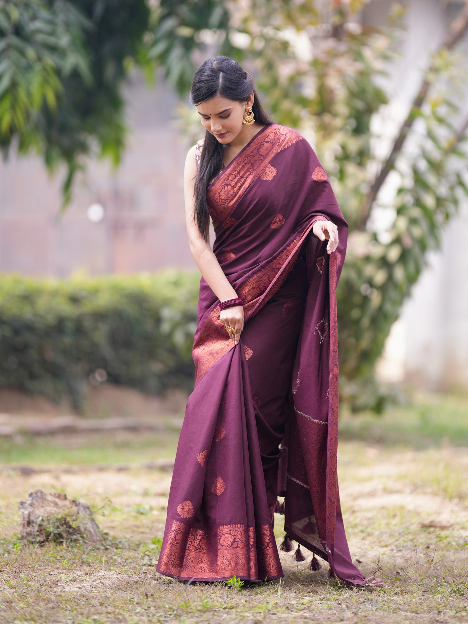 Banarasi Cotton Mix Saree With Buti & Zari Border - Wine