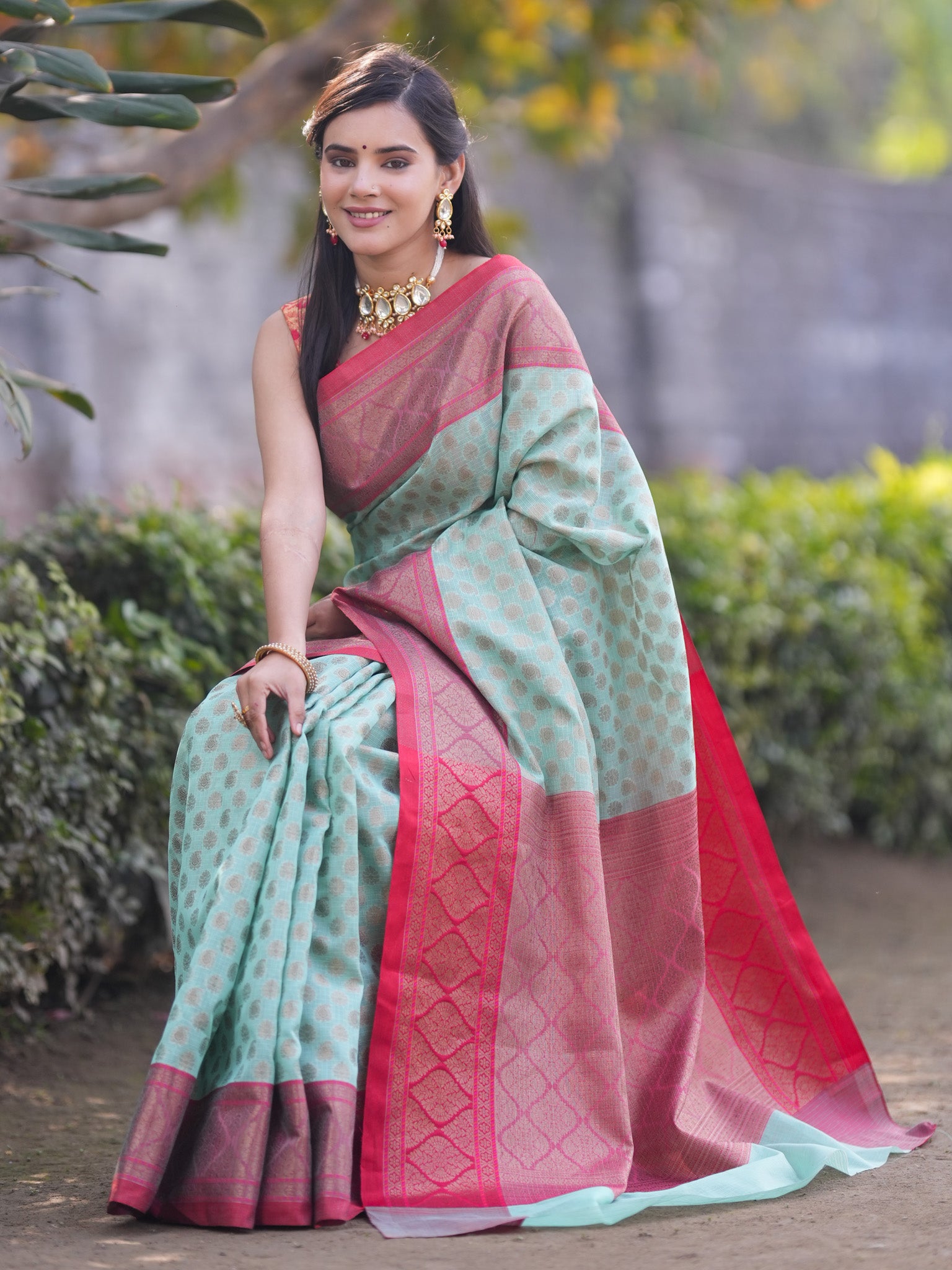 Banarasi Kota Check Saree With Contrast Border - Pastel Green