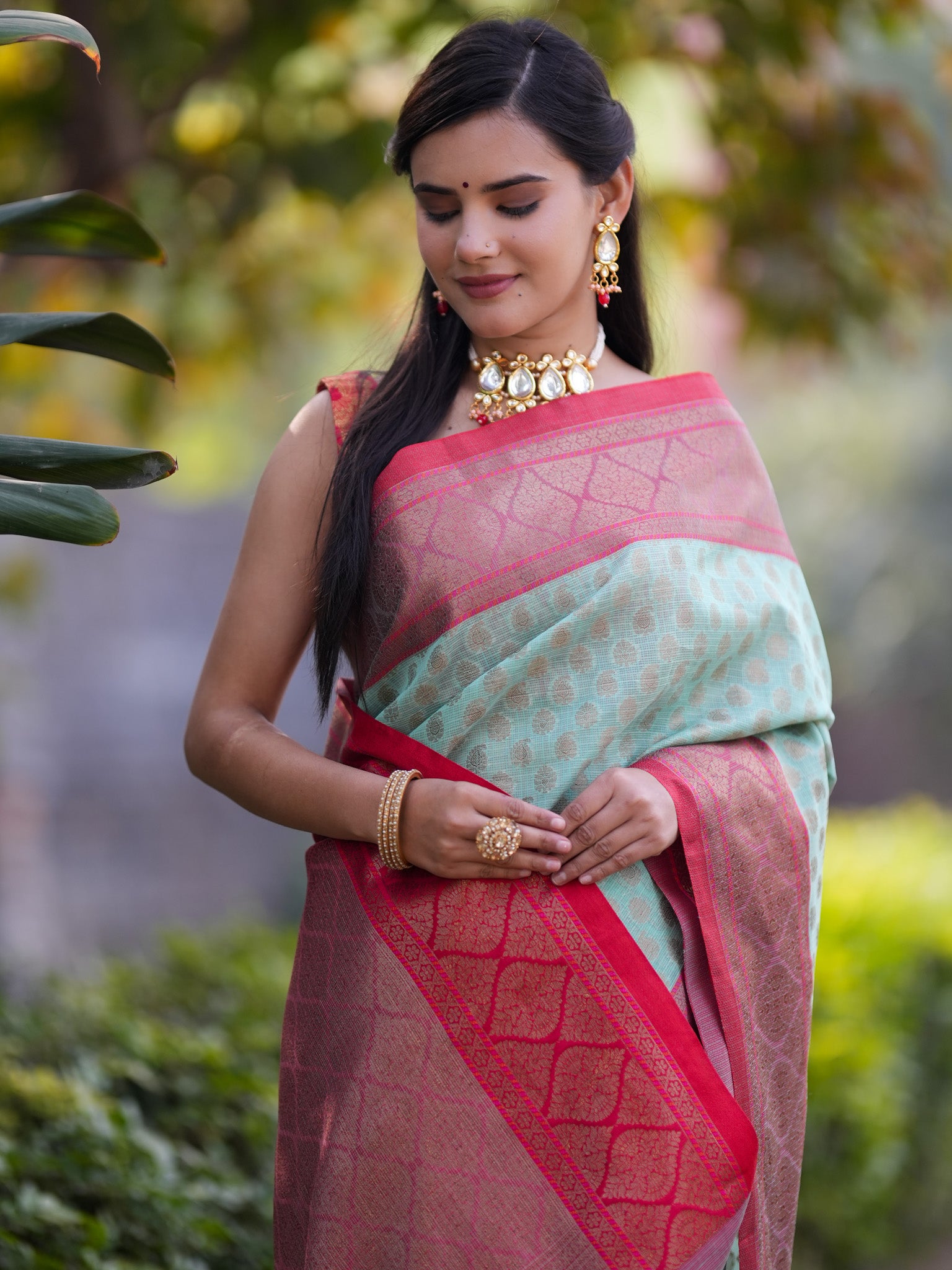 Banarasi Kota Check Saree With Contrast Border - Pastel Green