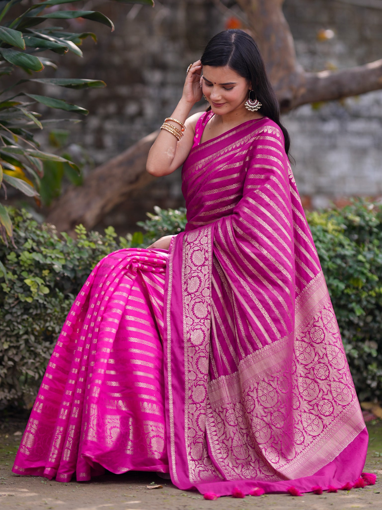 Banarasi Cotton Silk Saree With Zari Weaving & Border - Pink