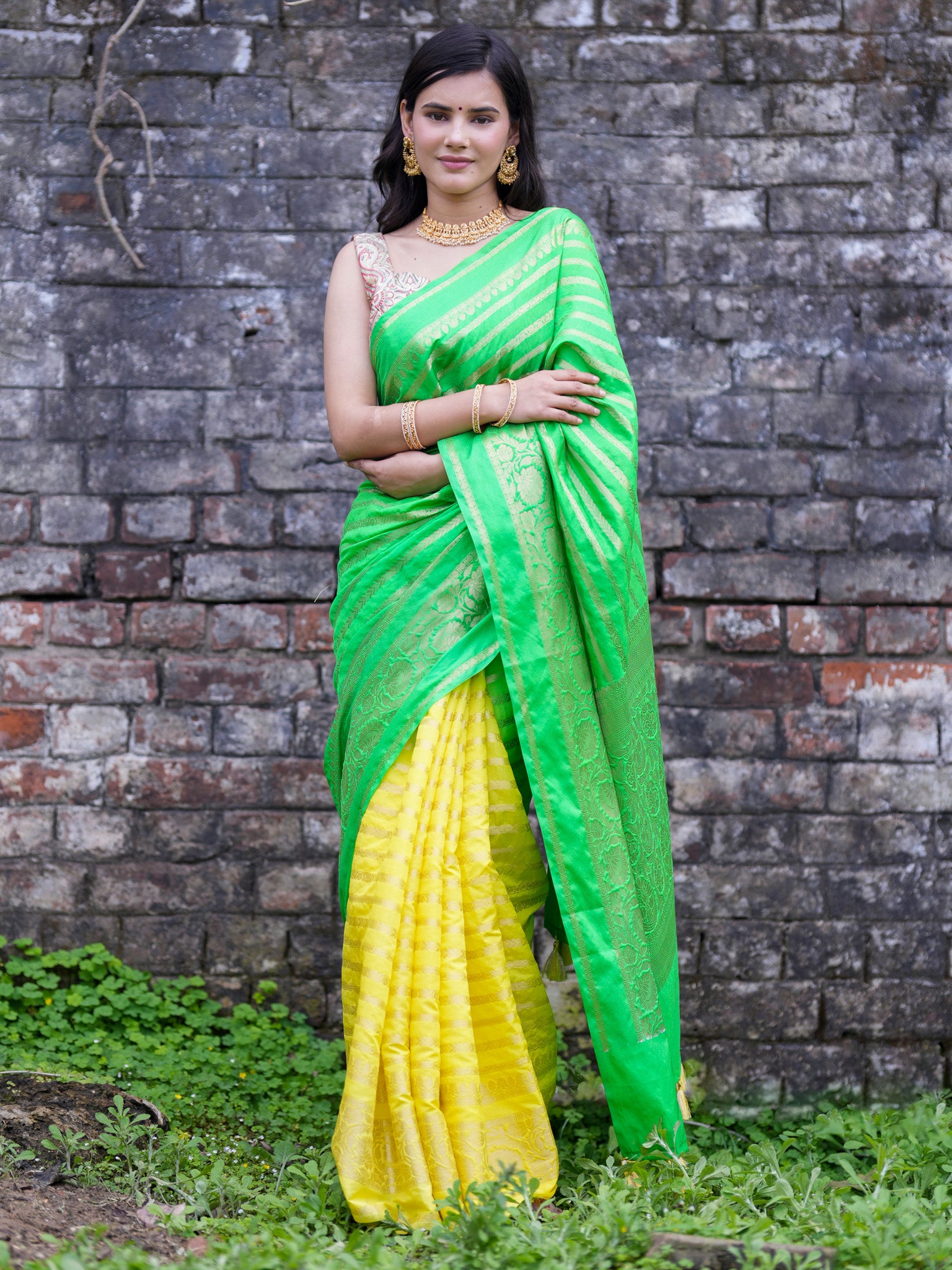 Banarasi Cotton Silk Dual Shade Saree With Zari Weaving & Border - Green & Yellow