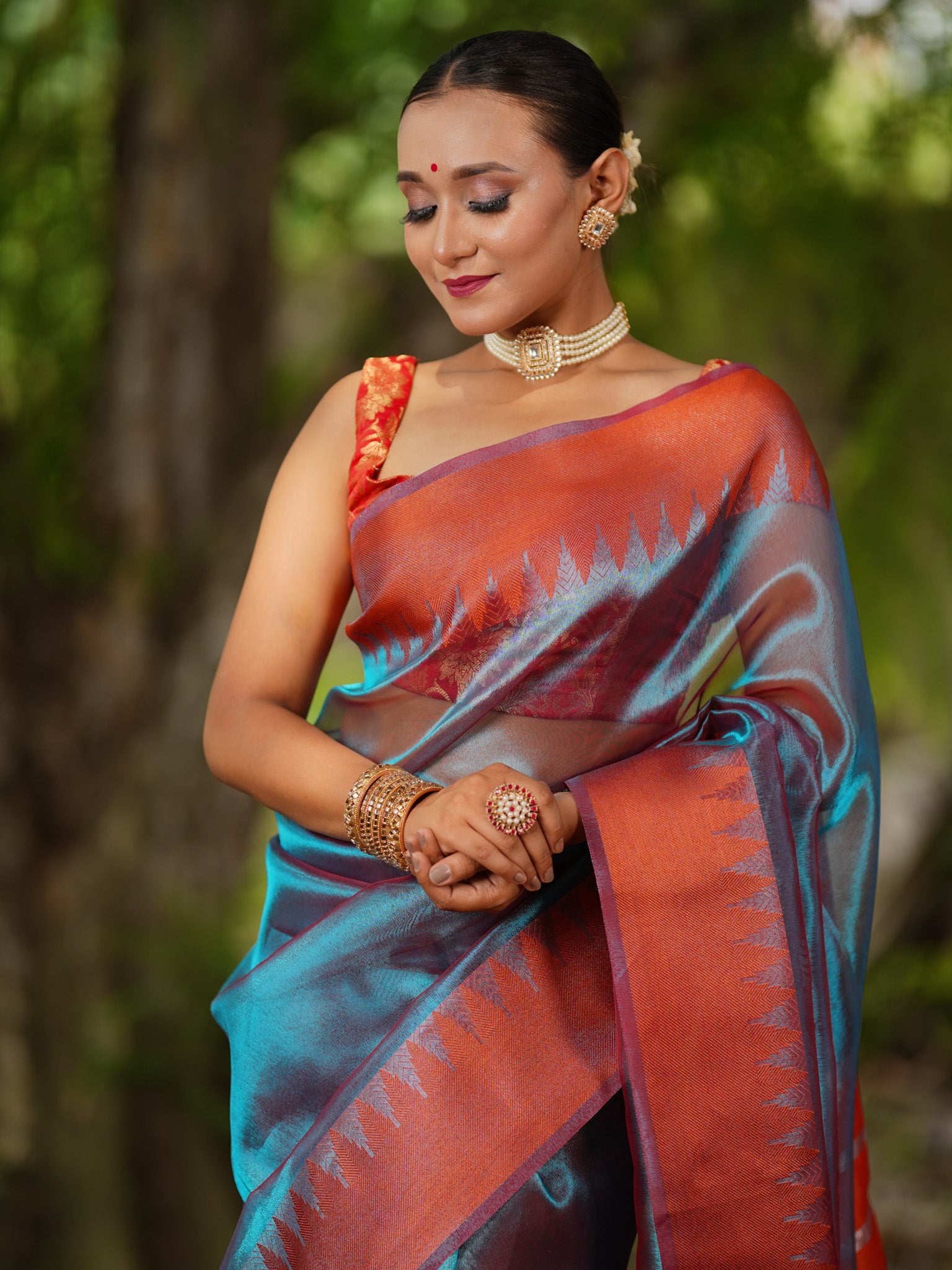 Banarasi Plain Shaded Tissue Saree With Zari Border - Blue