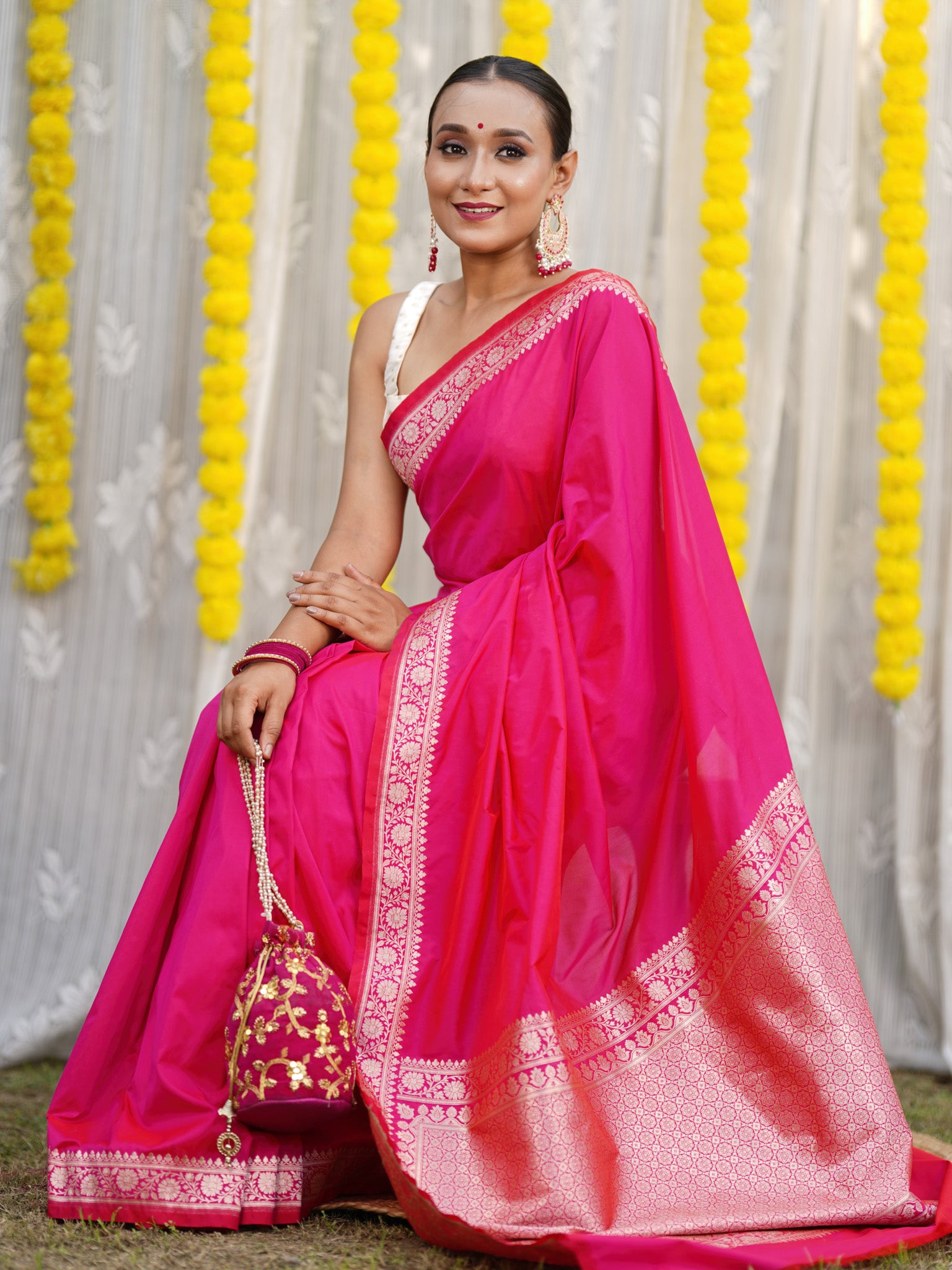 Banarasi Plain Semi Silk Saree With Zari Border - Pink