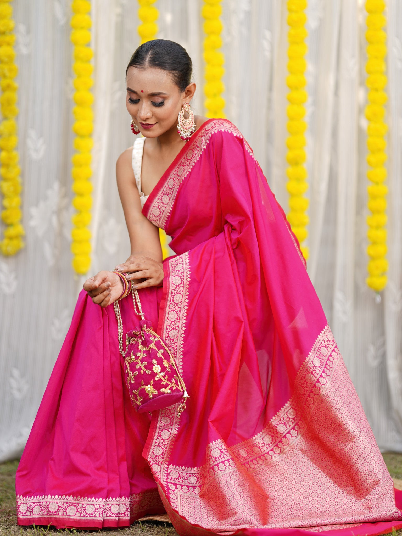 Banarasi Plain Semi Silk Saree With Zari Border - Pink