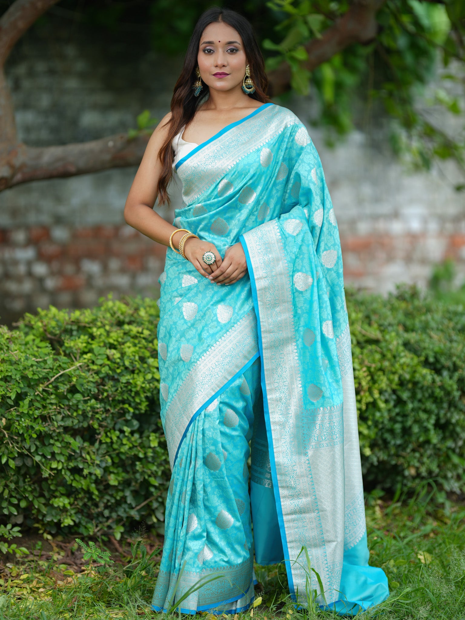 Banarasi Art Katan Silk Saree With Zari Buta Weaving & Tanchoi Weaving-Aqua Blue